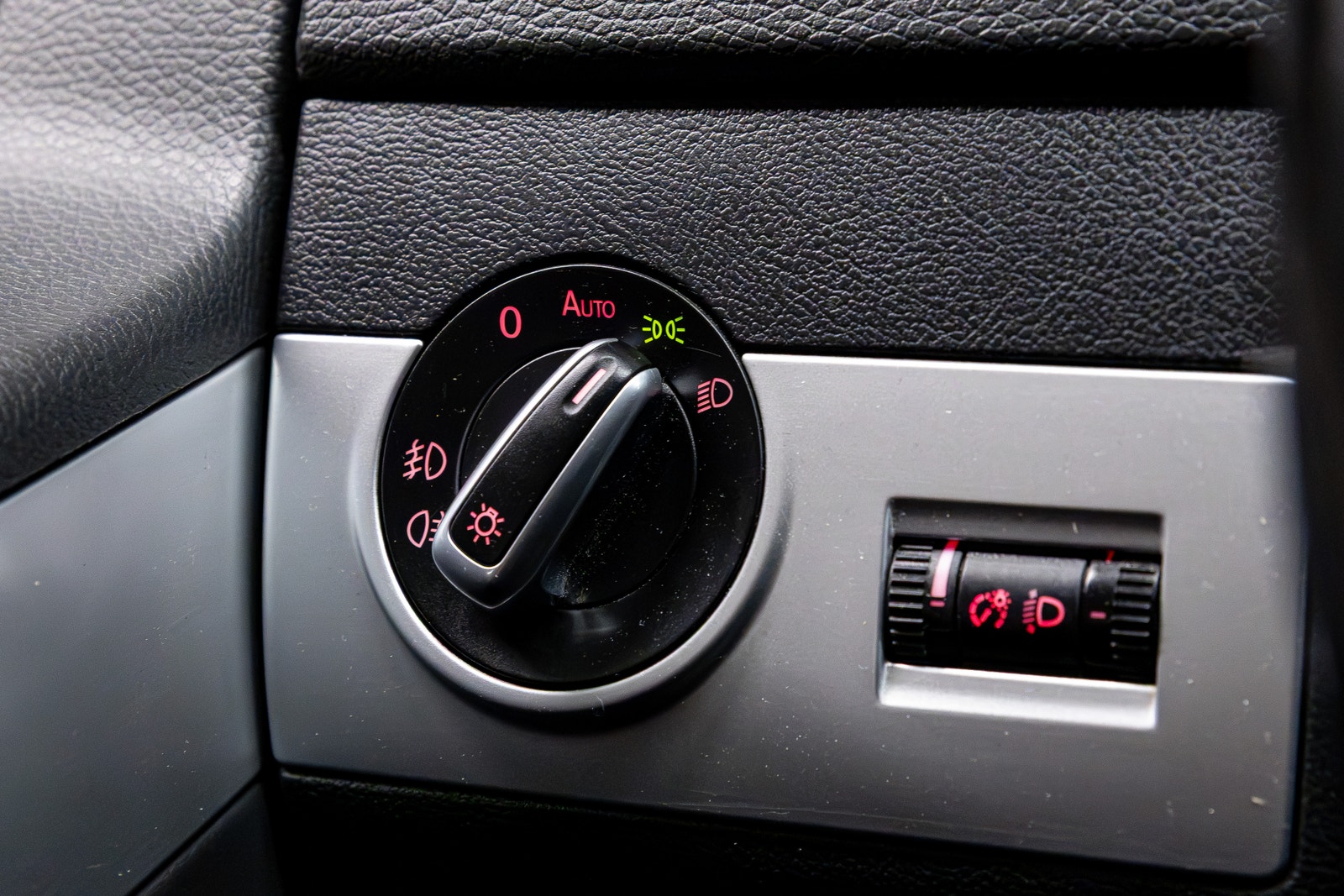 Volkswagen Multivan 2.0 TDI BMT DSG Sequential, 7-trins, 180ps, 2011