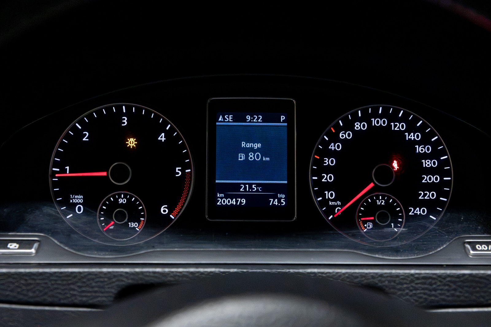 Volkswagen Multivan 2.0 TDI BMT DSG Sequential, 7-trins, 180ps, 2011