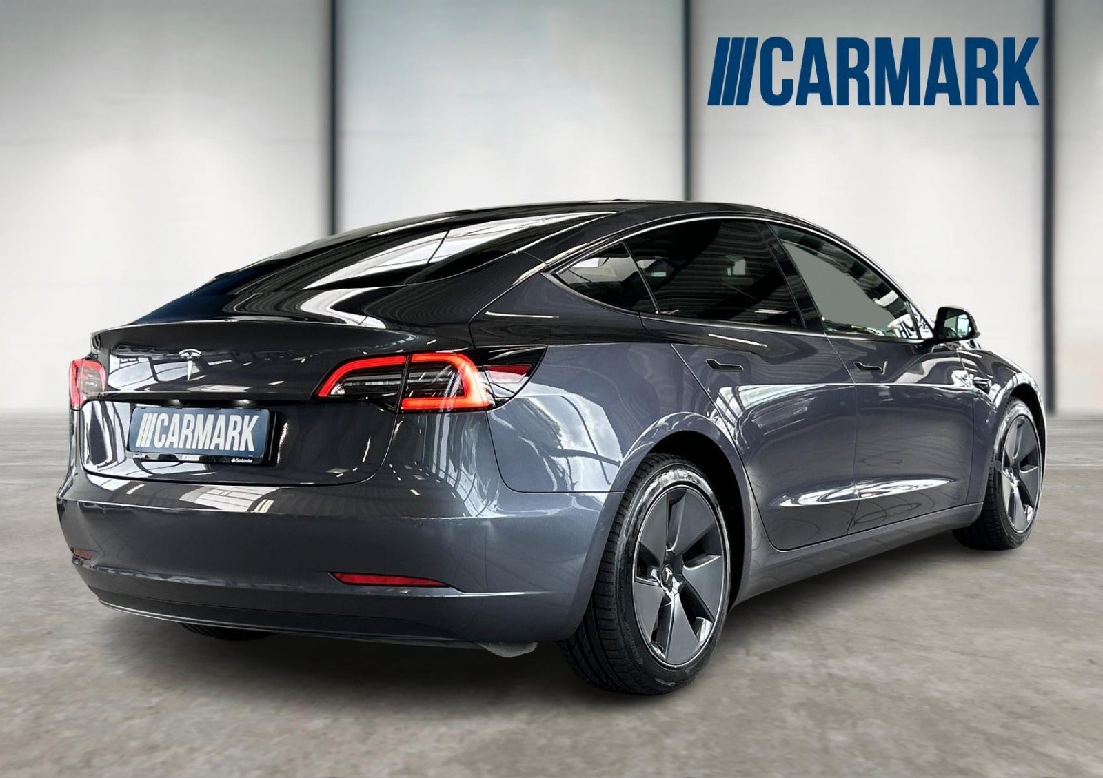 Tesla Model 3 Standard Range Plus, 325ps, 2021