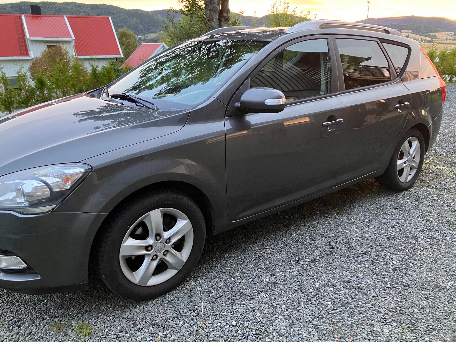 Kia cee'd_sw 1.6 CRDi Manual, 6-trins, 90ps, 2010