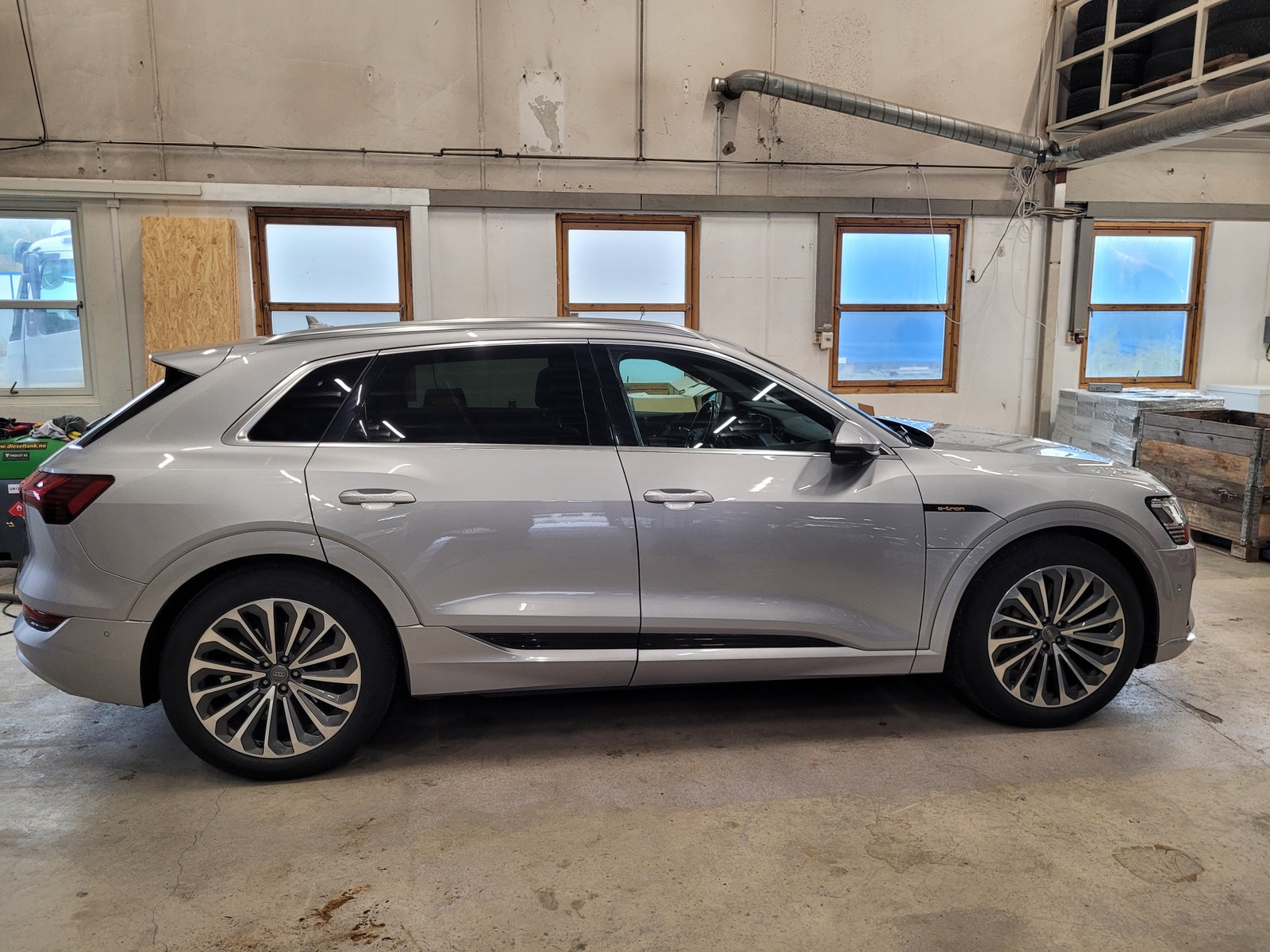Audi e-tron 50 quattro, 313ps, 2020