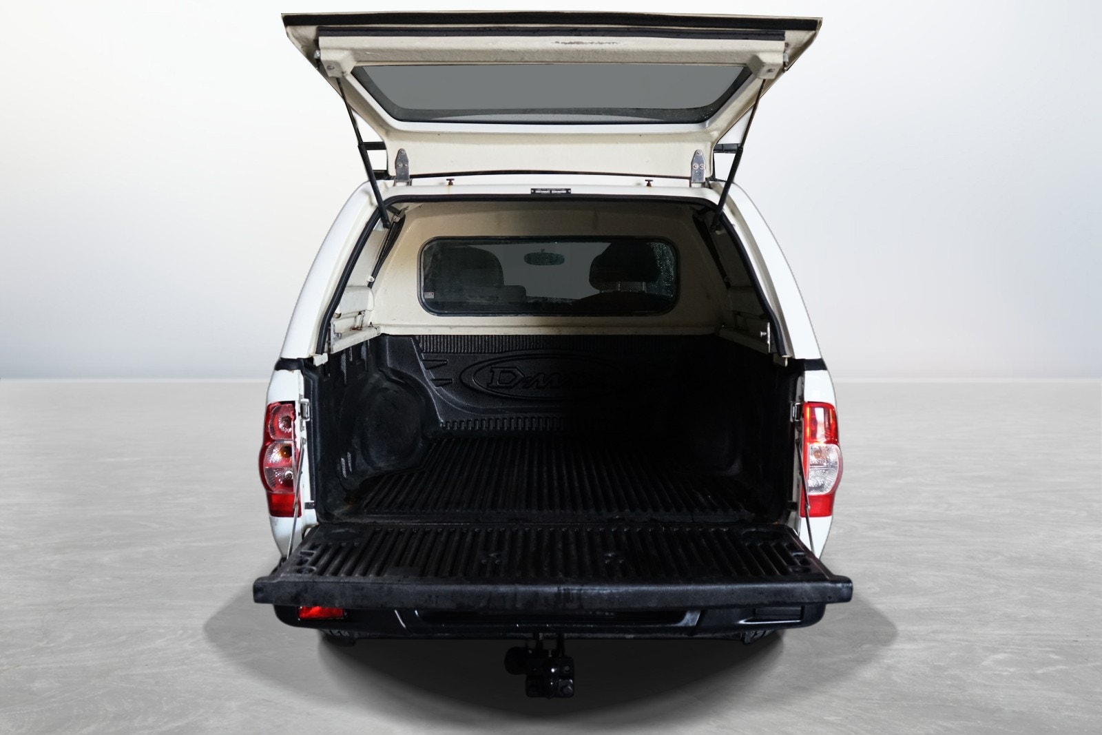 Isuzu D-Max Single Cab 3.0 4WD Automatic, 163hp, 2011
