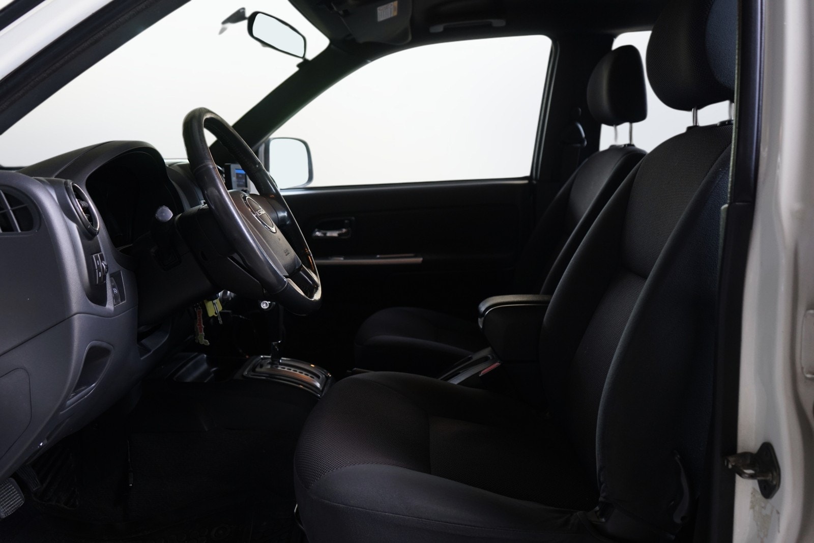 Isuzu D-Max Single Cab 3.0 4WD Automatic, 163hp, 2011