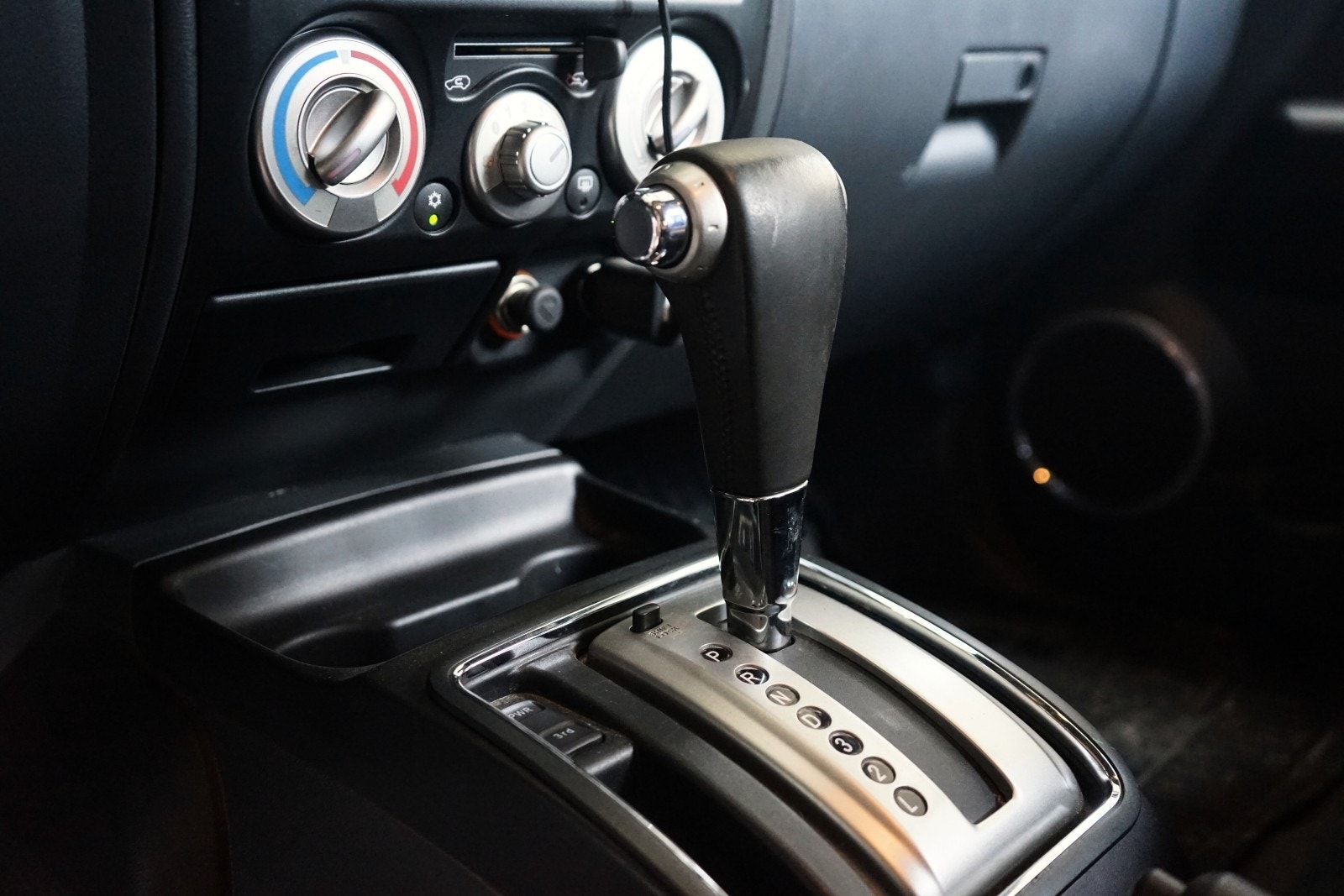 Isuzu D-Max Single Cab 3.0 4WD Automatic, 163hp, 2011