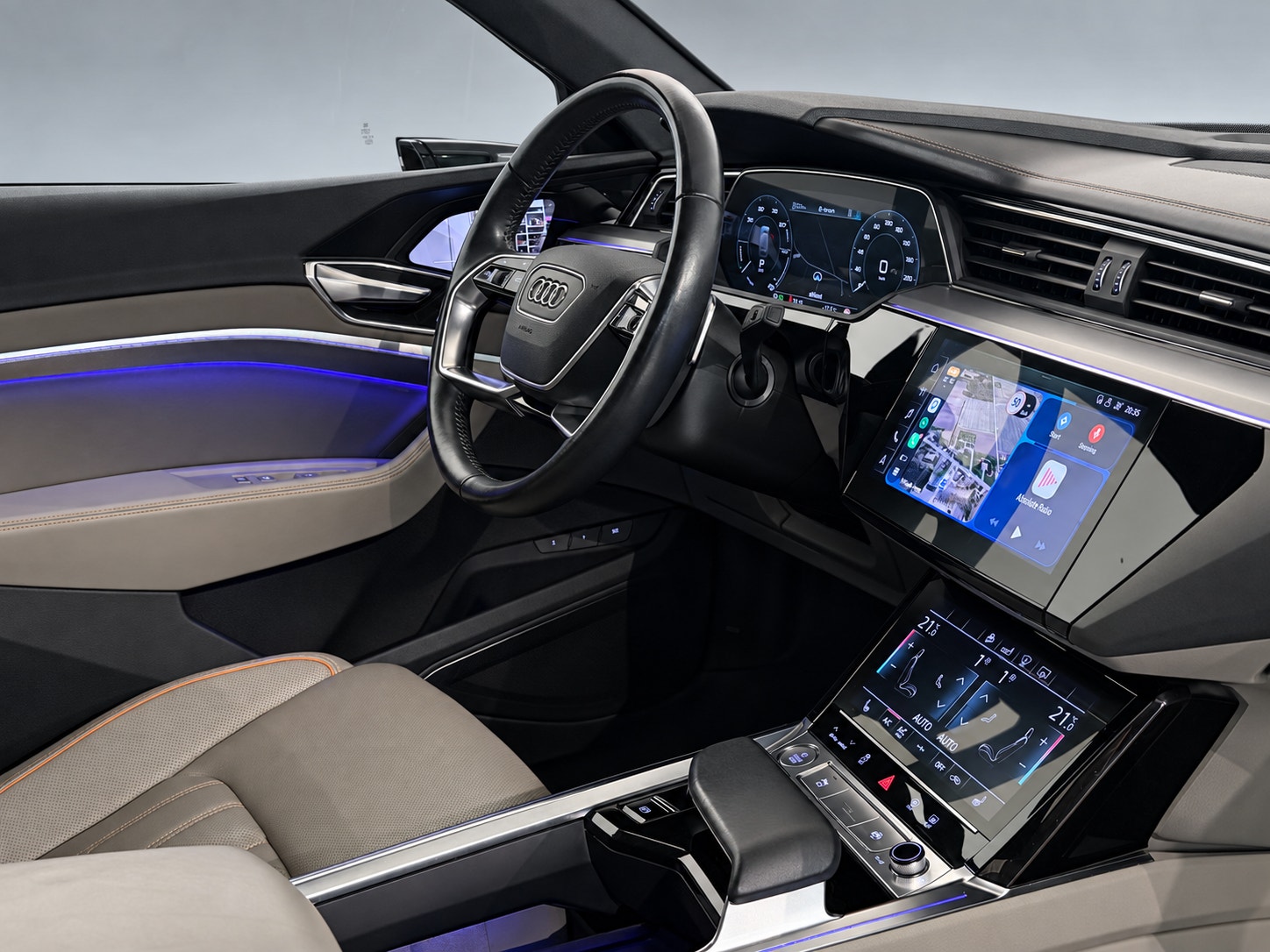 Audi e-tron 55 quattro, 408ps, 2020