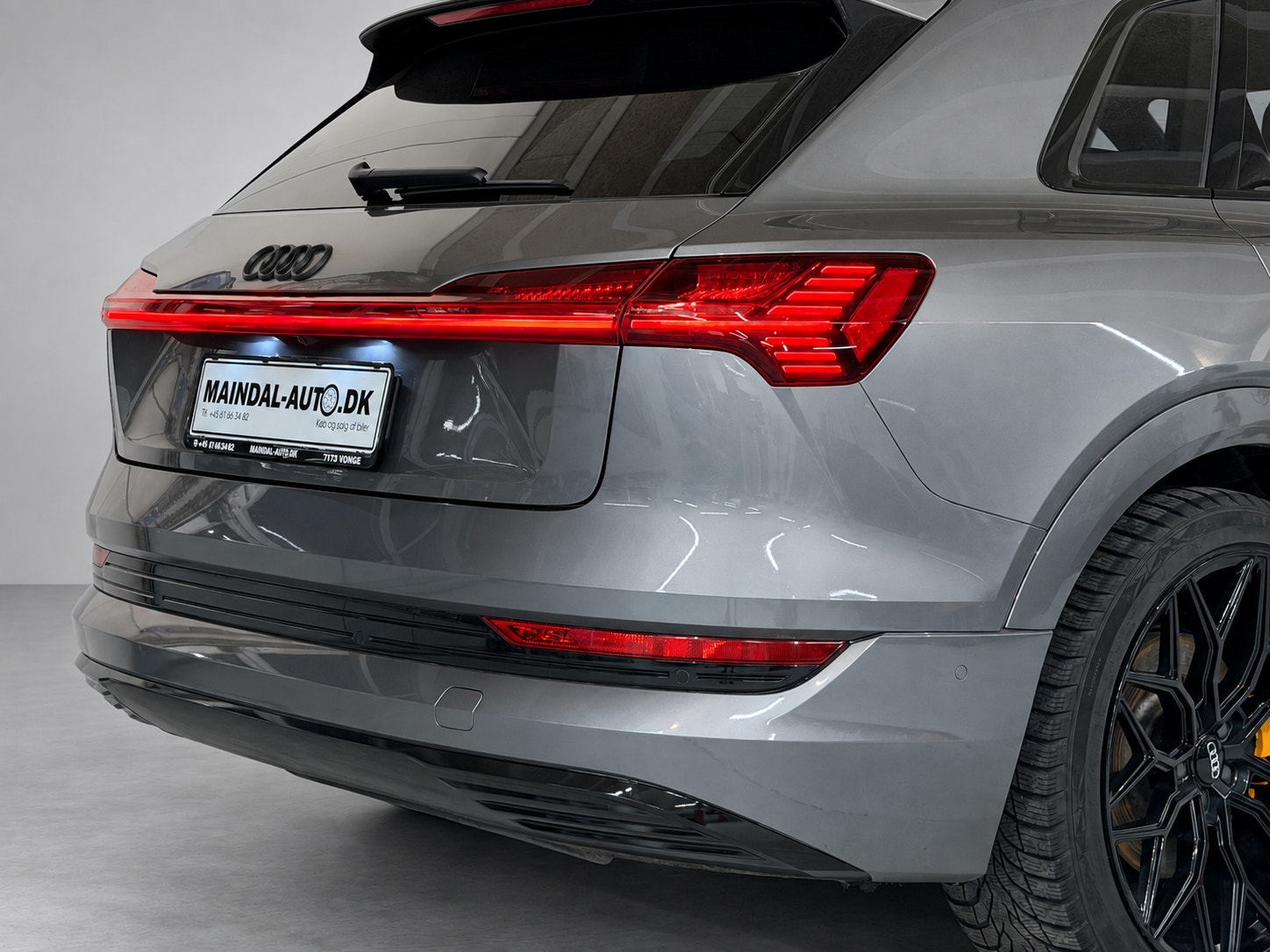 Audi e-tron 55 quattro, 408ps, 2020