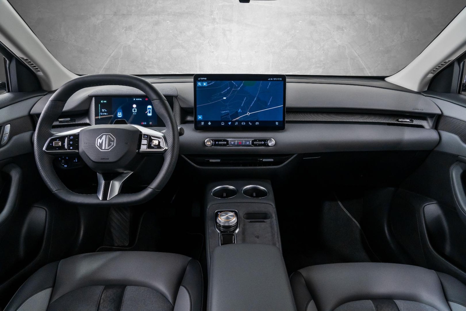 MG S5 EV Long Range 64 kWh, 231ps, 2025