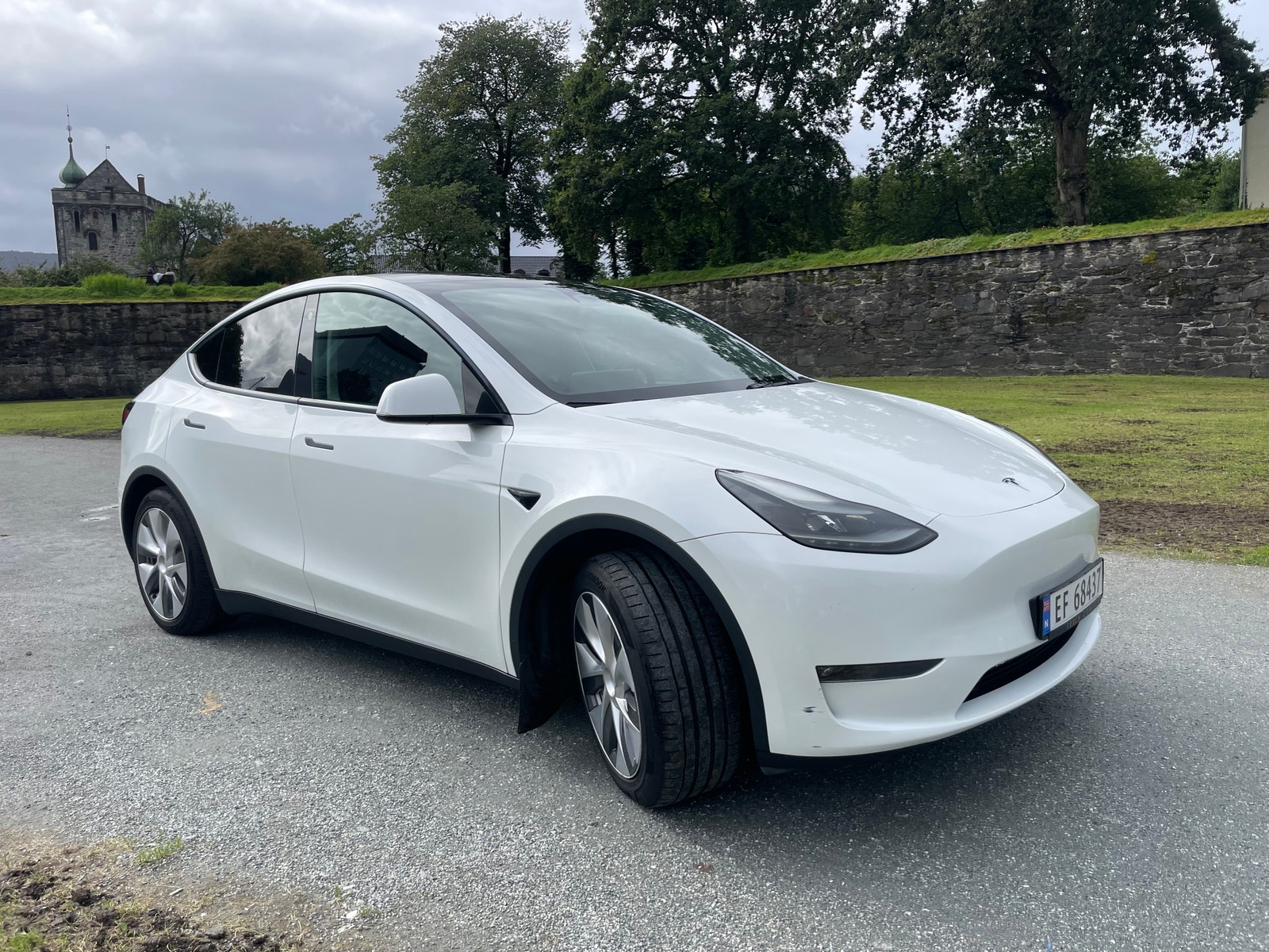 Tesla Model Y Long Range AWD, 514ps, 2023