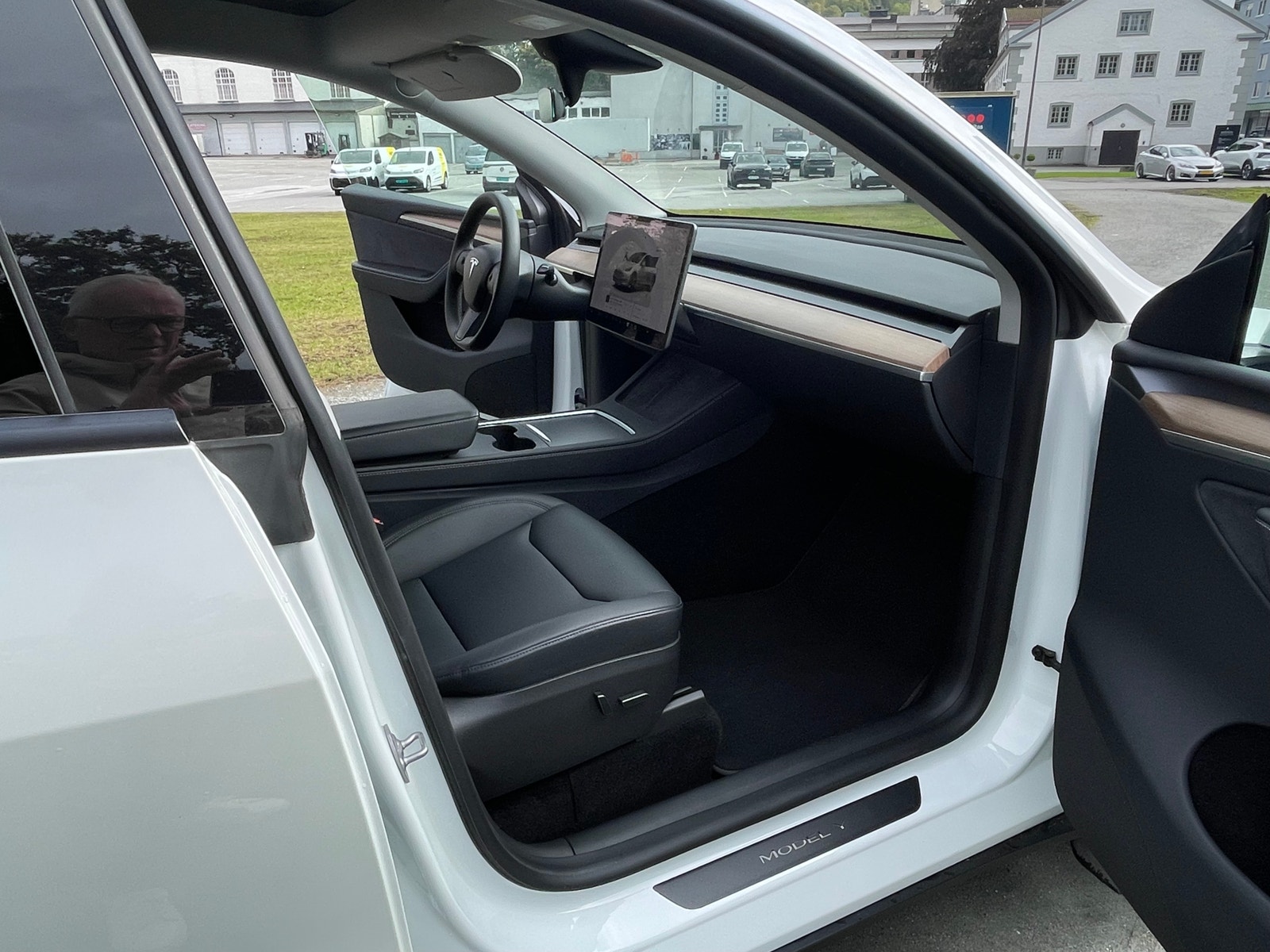 Tesla Model Y Long Range AWD, 514ps, 2023