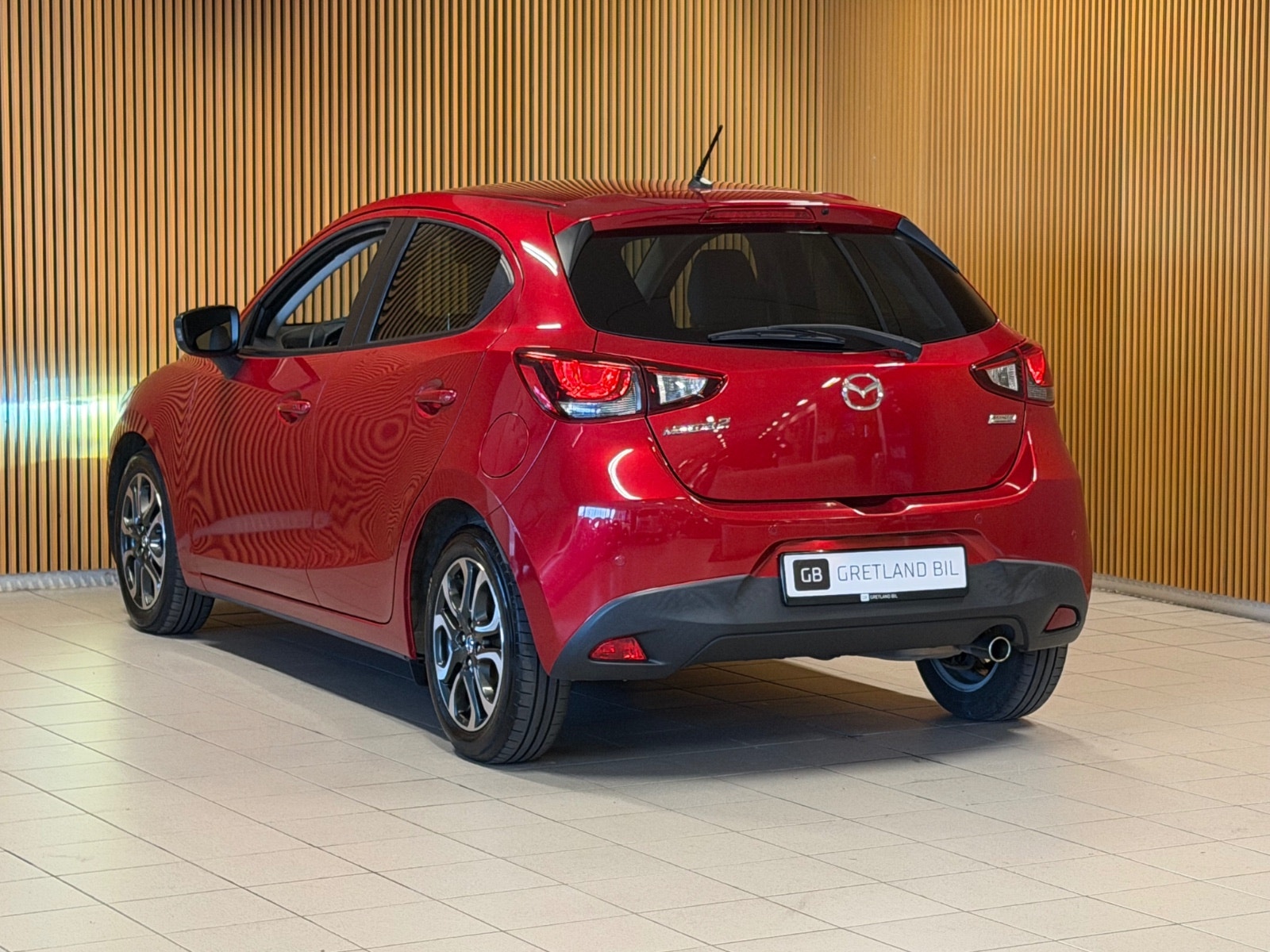 Mazda 2 5-door 1.5 SKYACTIV-G Manual, 90hp, 2015