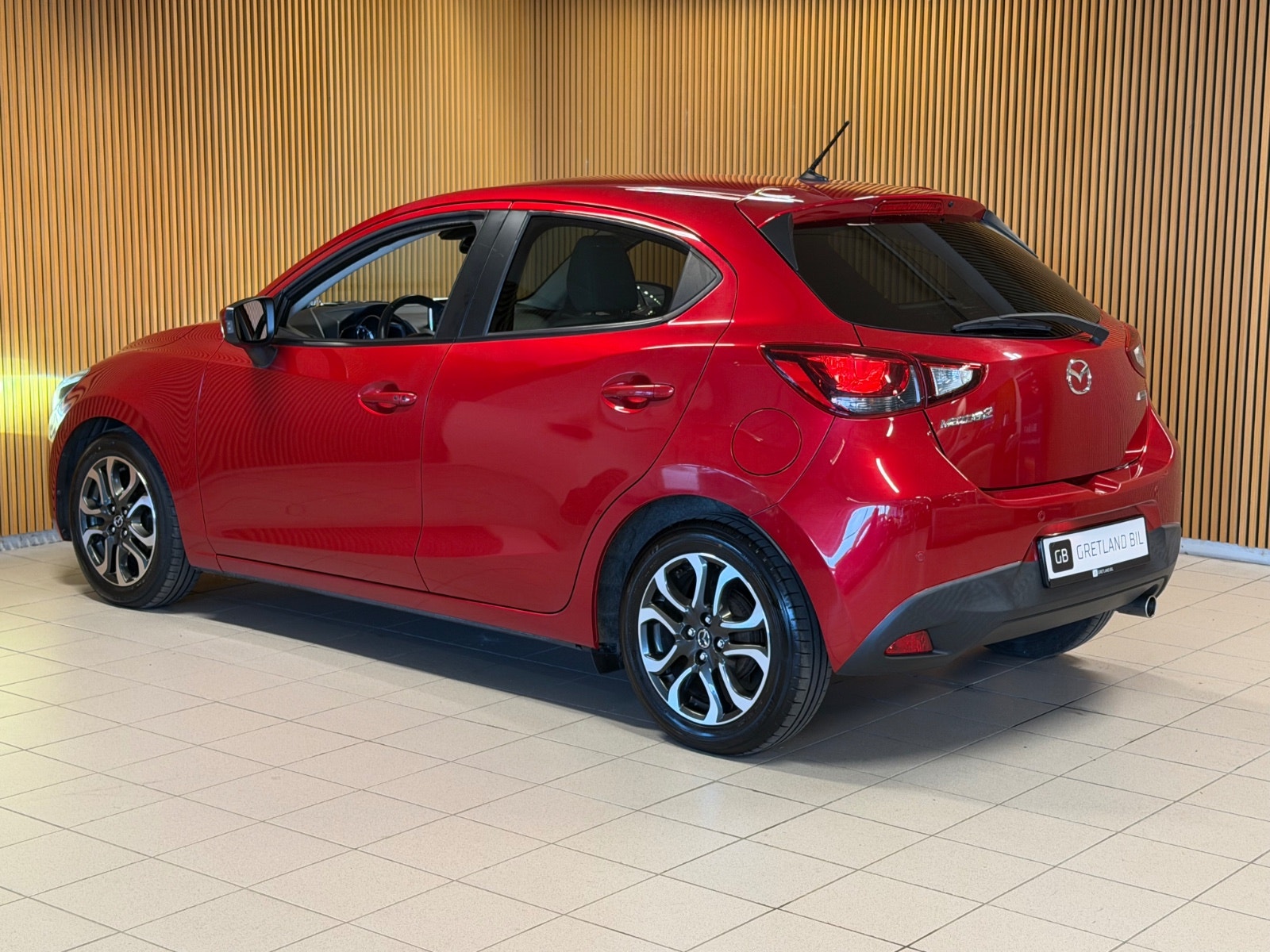 Mazda 2 5-door 1.5 SKYACTIV-G Manual, 90hp, 2015