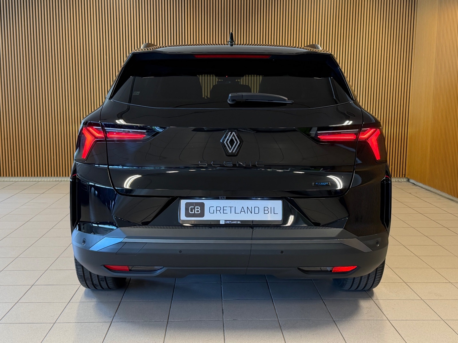 Renault Scenic E-Tech High Range 87 kWh, 218ps, 2024