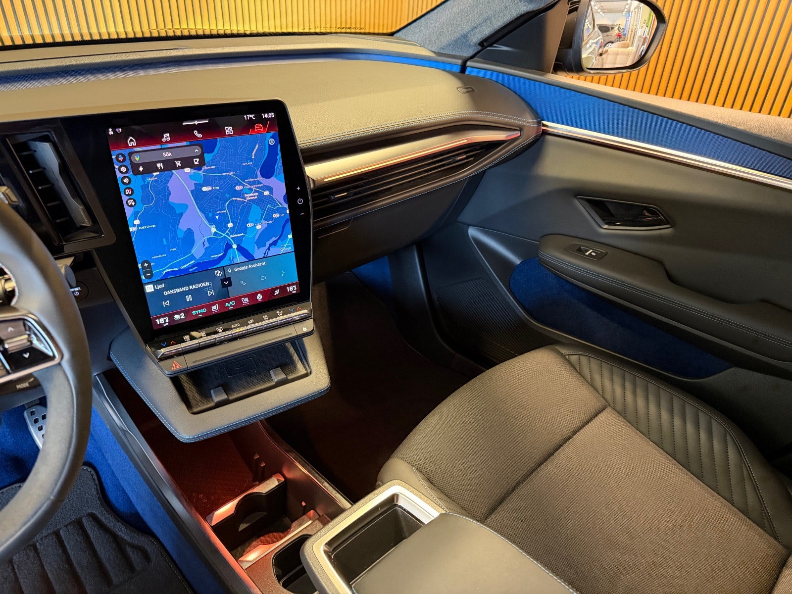 Renault Scenic E-Tech High Range 87 kWh, 218ps, 2024