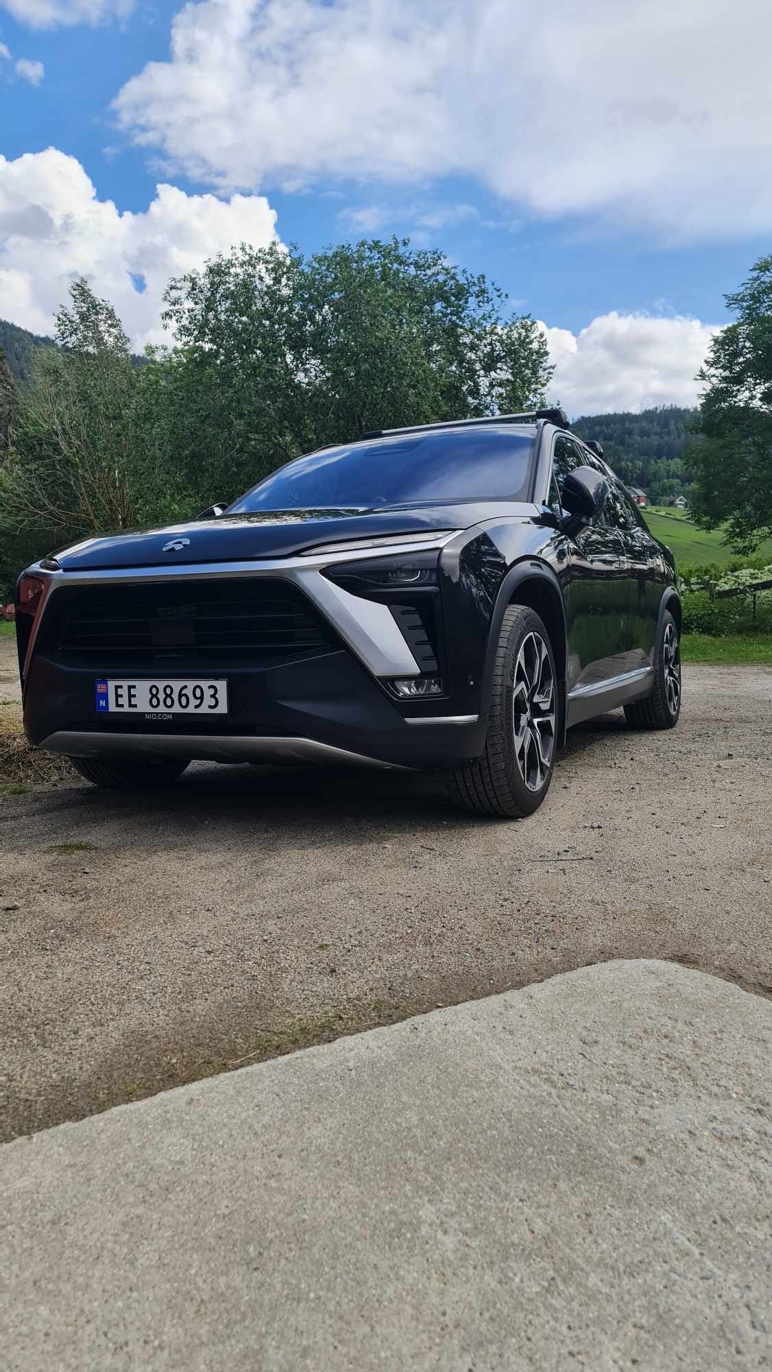 NIO ES8 Long Range, 544hp, 2022