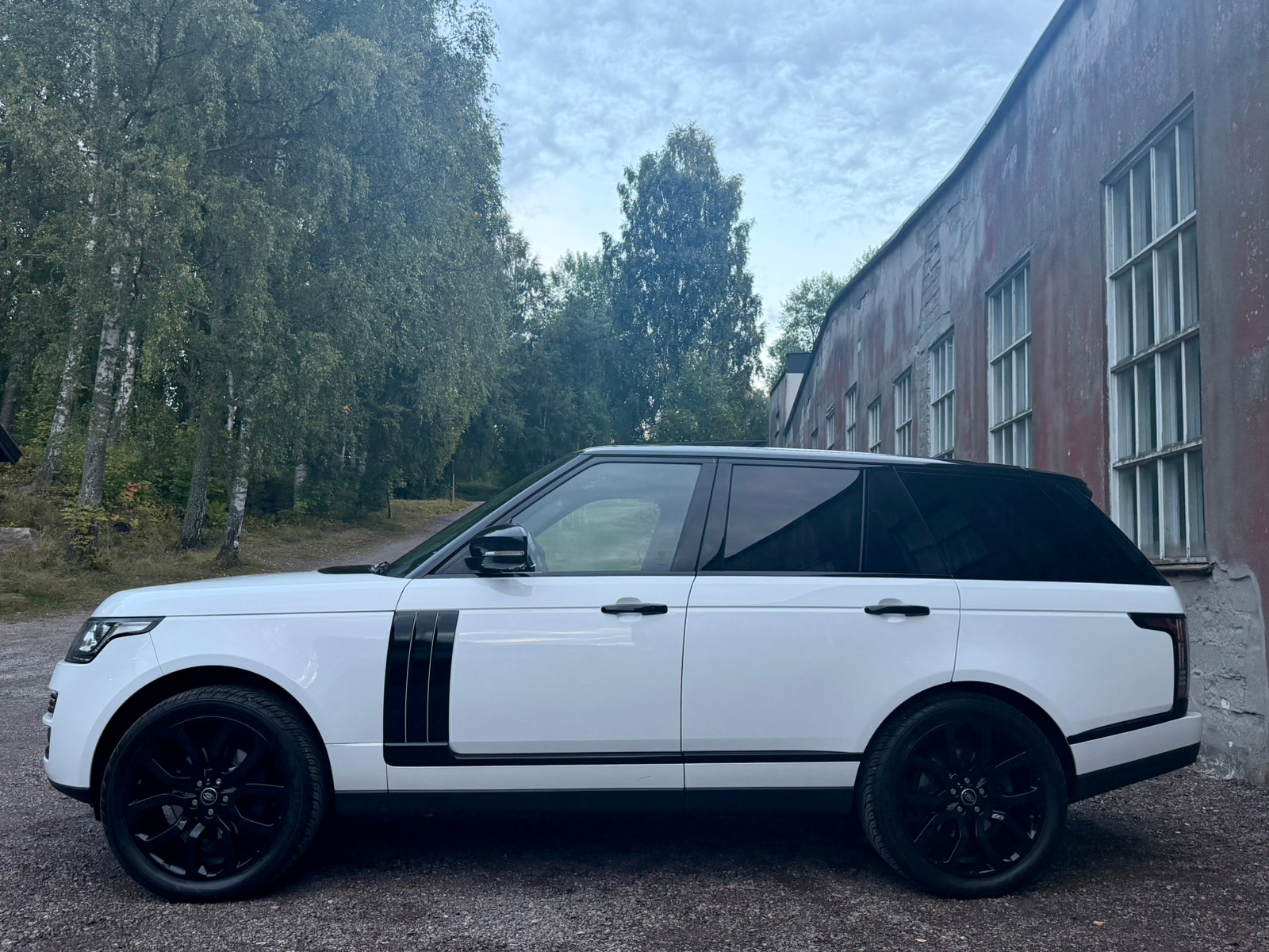 Land Rover Range Rover 3.0 TDV6 4WD Automatic, 211hp, 2014