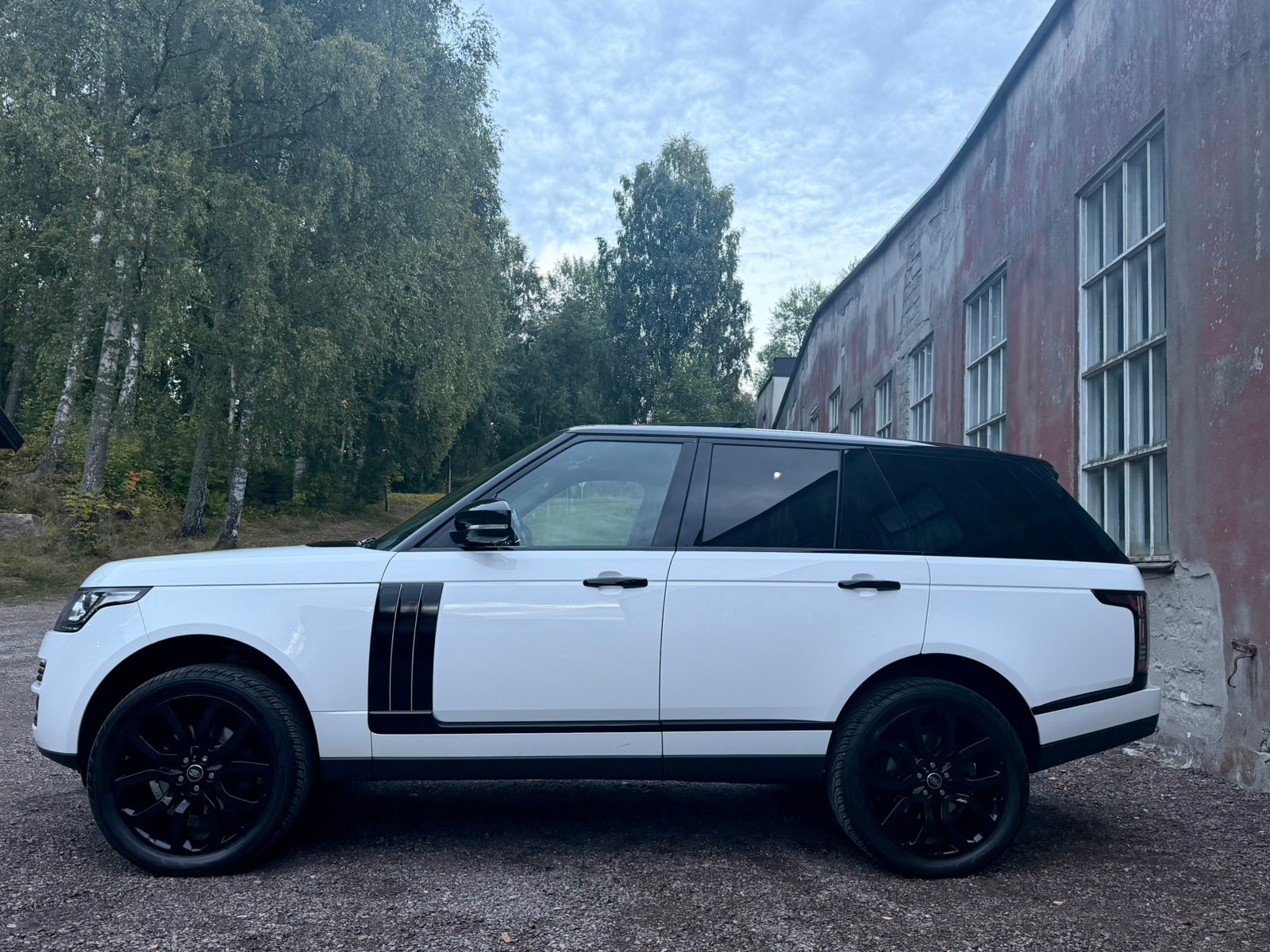 Land Rover Range Rover 3.0 TDV6 4WD Automatic, 211hp, 2014