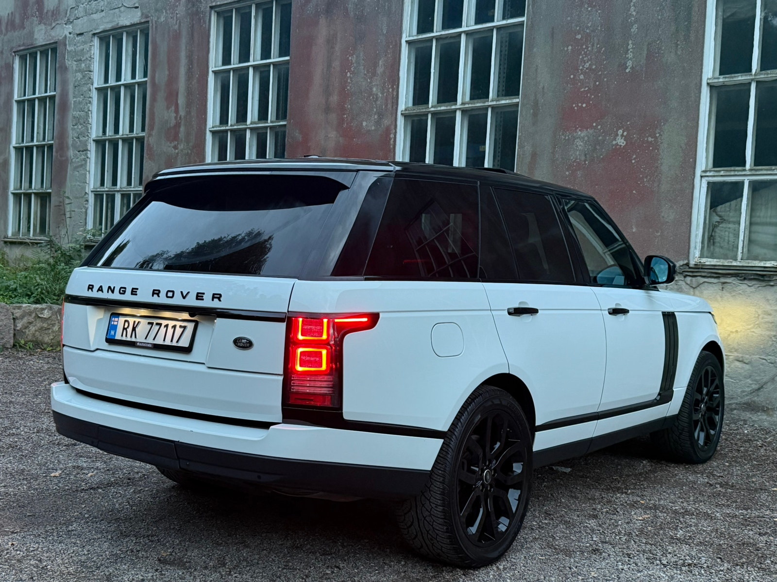 Land Rover Range Rover 3.0 TDV6 4WD Automatic, 211hp, 2014
