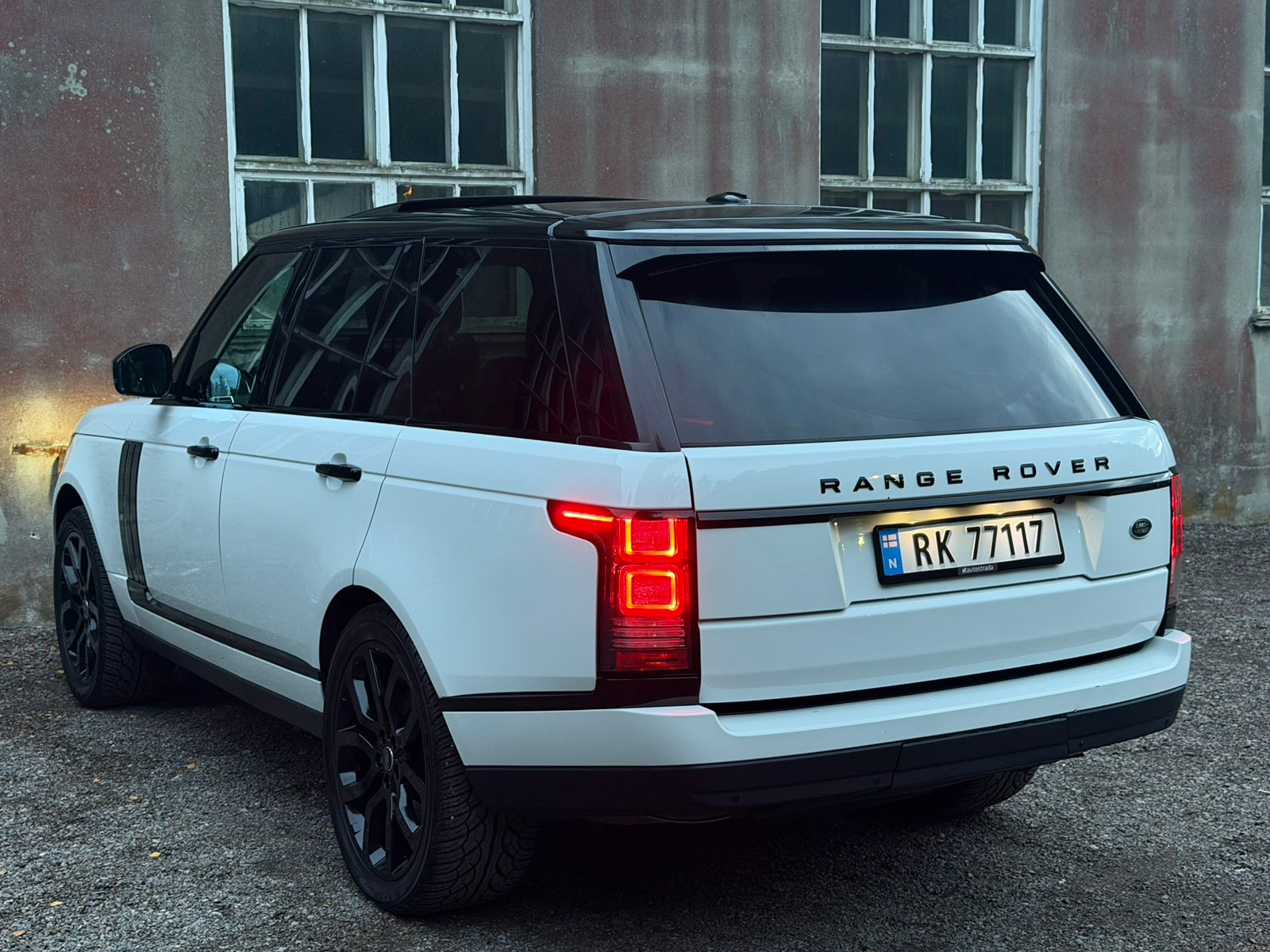 Land Rover Range Rover 3.0 TDV6 4WD Automatic, 211hp, 2014