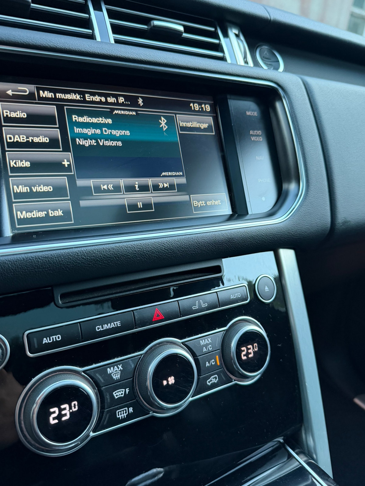 Land Rover Range Rover 3.0 TDV6 4WD Automatic, 211hp, 2014