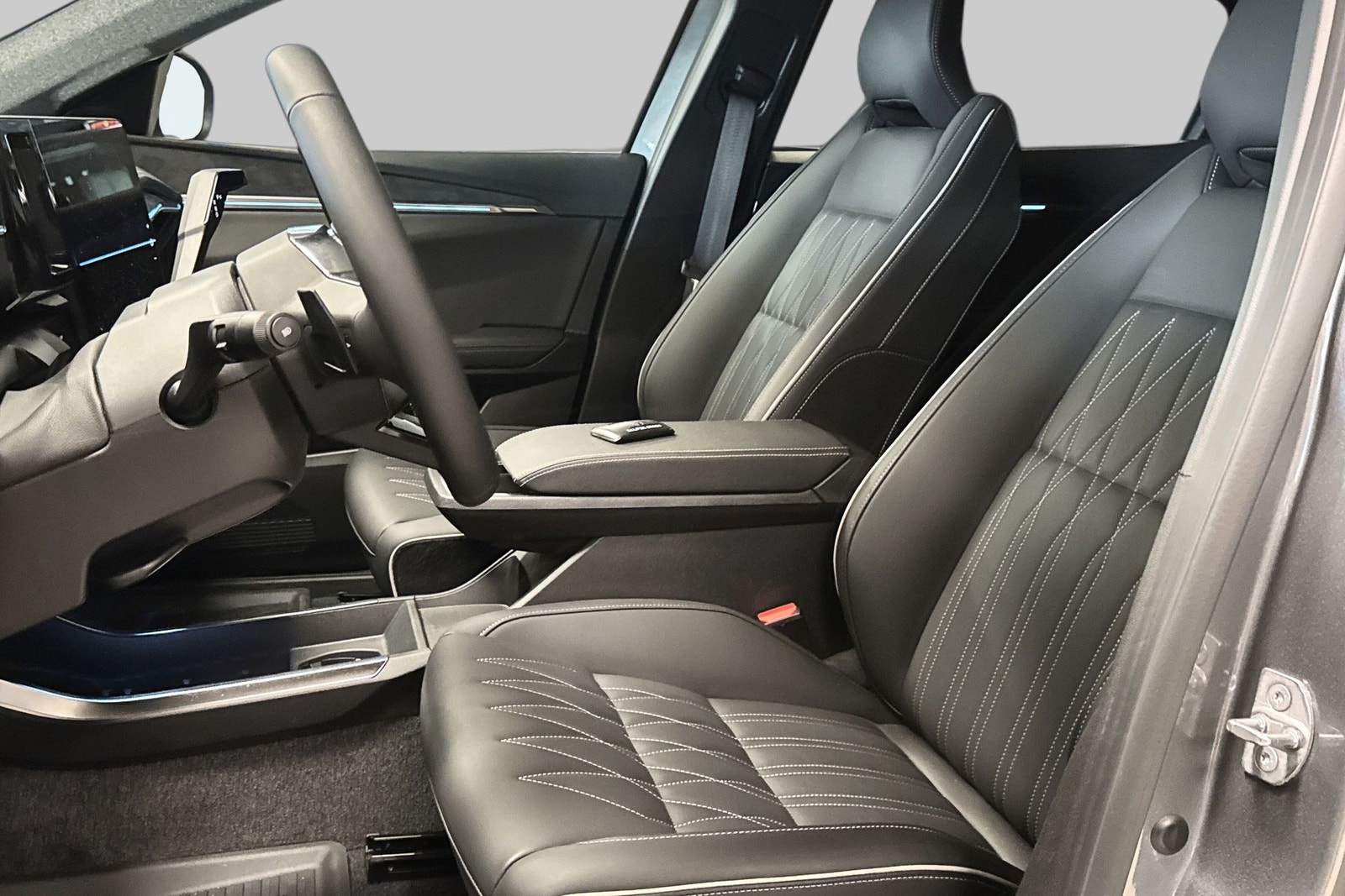 Mitsubishi Eclipse Cross 87 kWh, 218hp, 2026