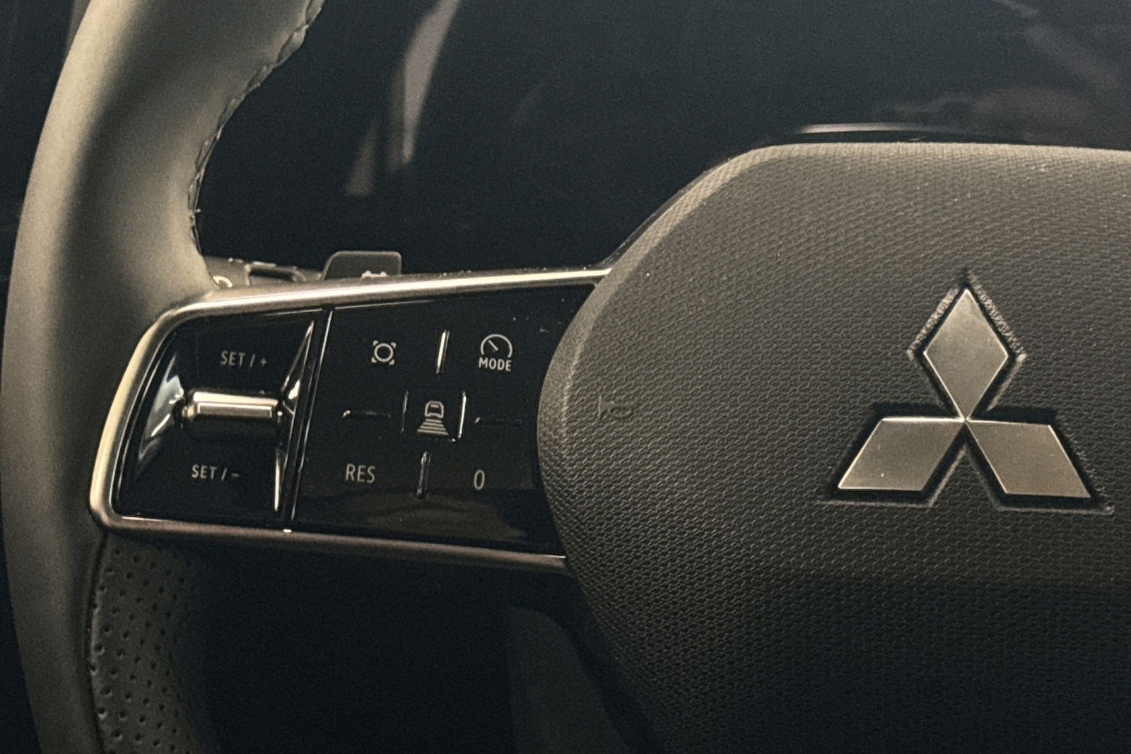 Mitsubishi Eclipse Cross 87 kWh, 218hp, 2026