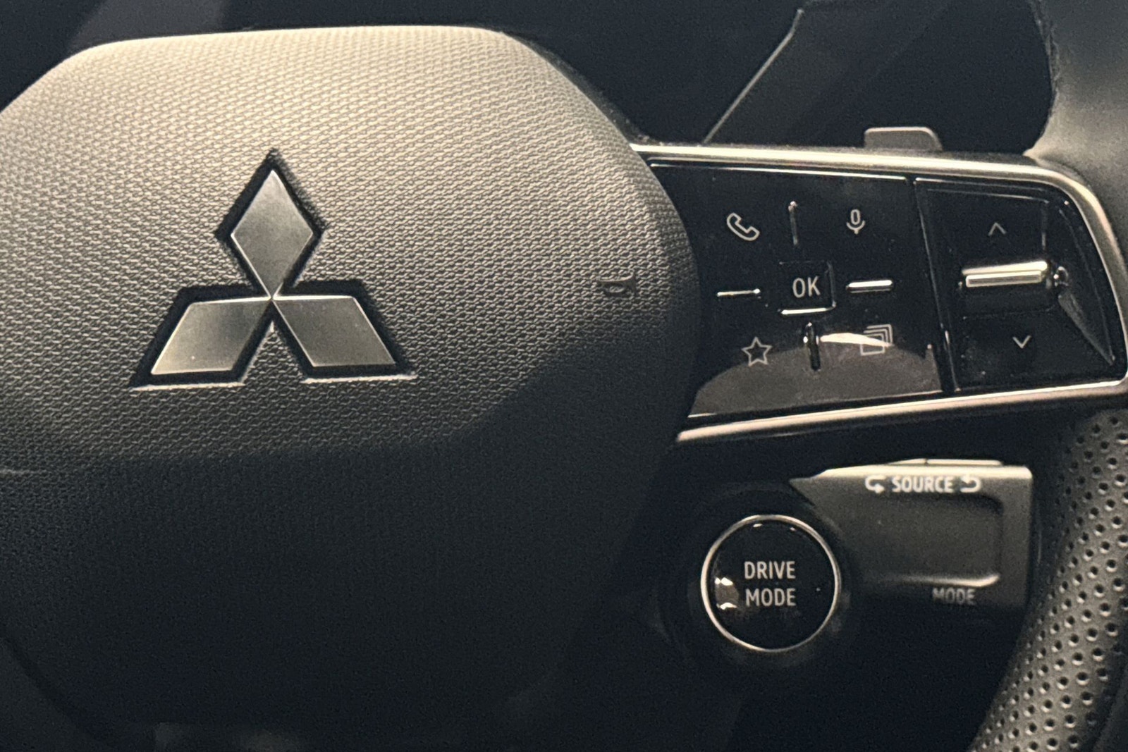 Mitsubishi Eclipse Cross 87 kWh, 218hp, 2026