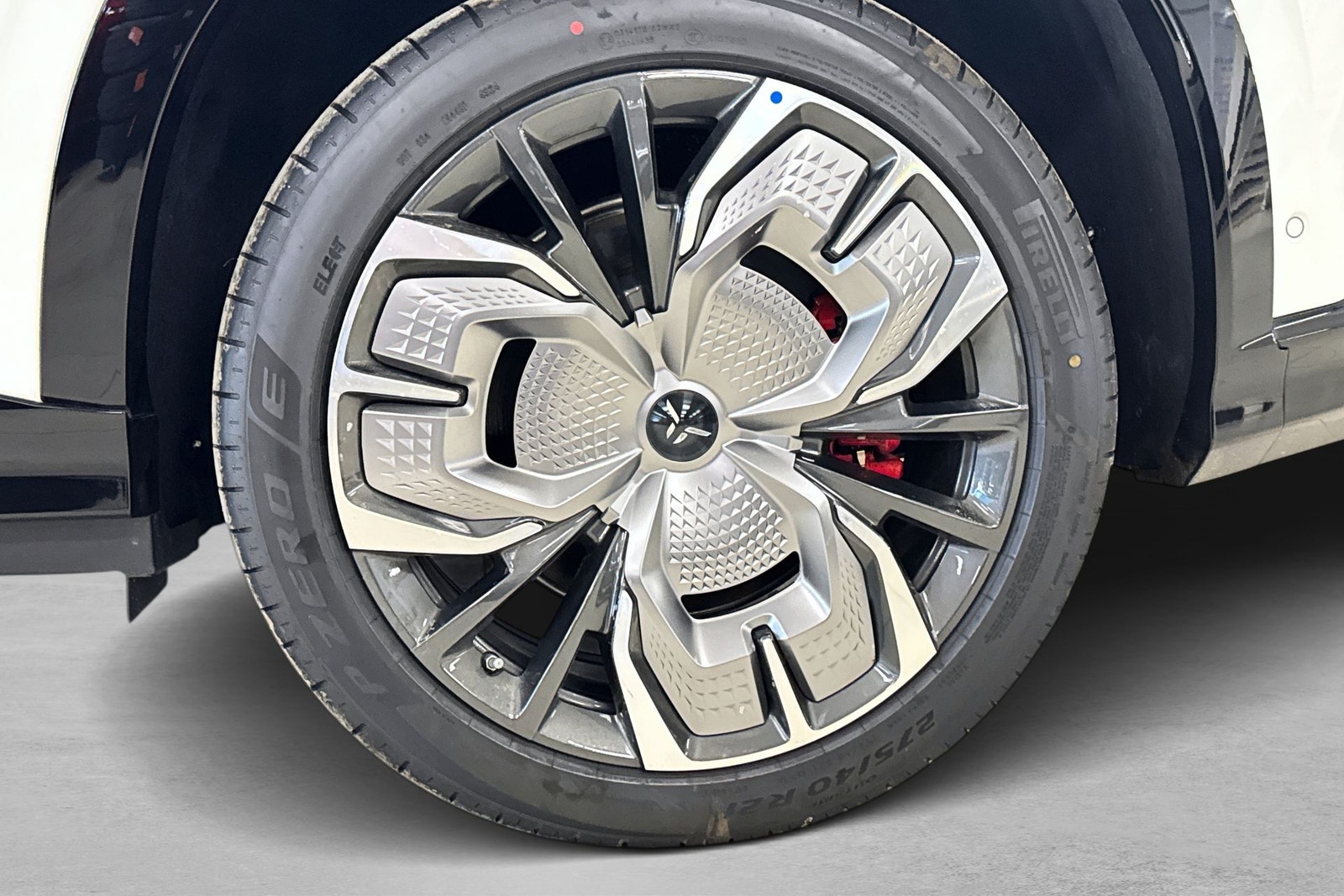 Hongqi EHS7 AWD 85 kWh AWD, 619hk, 2025