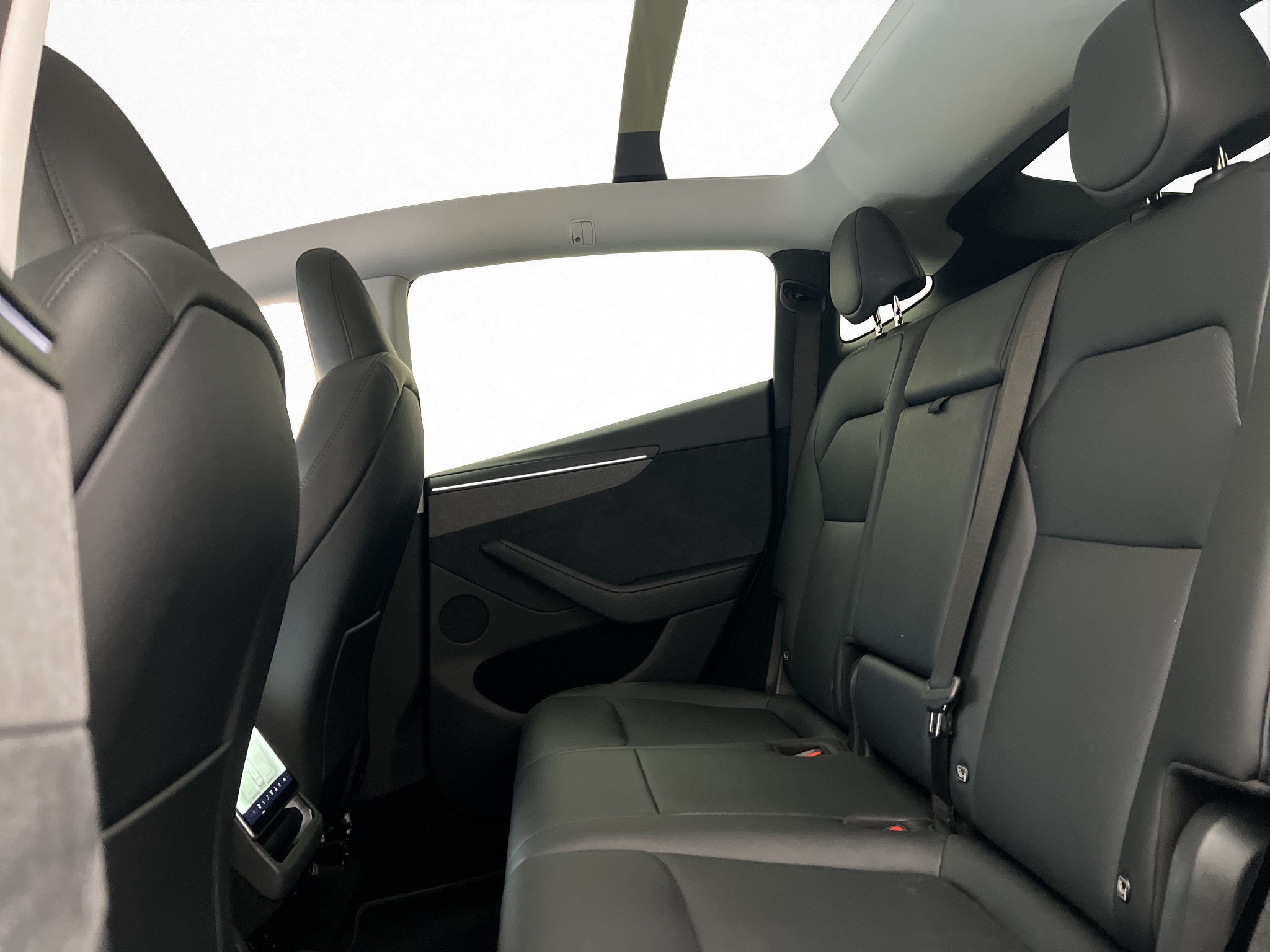 Tesla Model Y Long Range AWD, 514hp, 2025