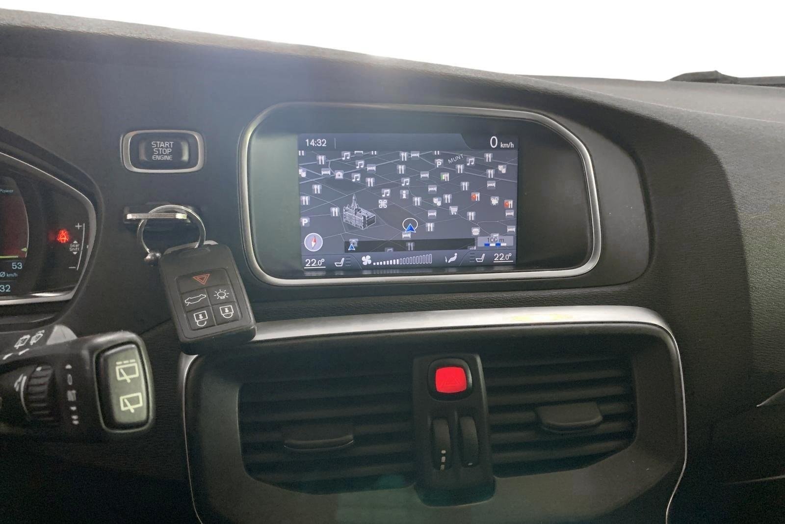 Volvo V40 D2 Manual, 6-trins, 115ps, 2014