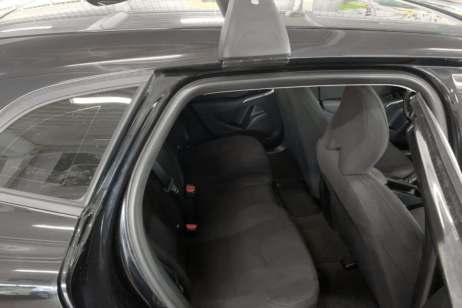 Volvo V40 D2 Manual, 6-trins, 115ps, 2014