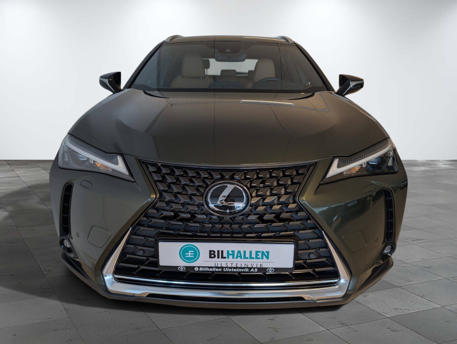 Lexus UX 300e, 204ps, 2023