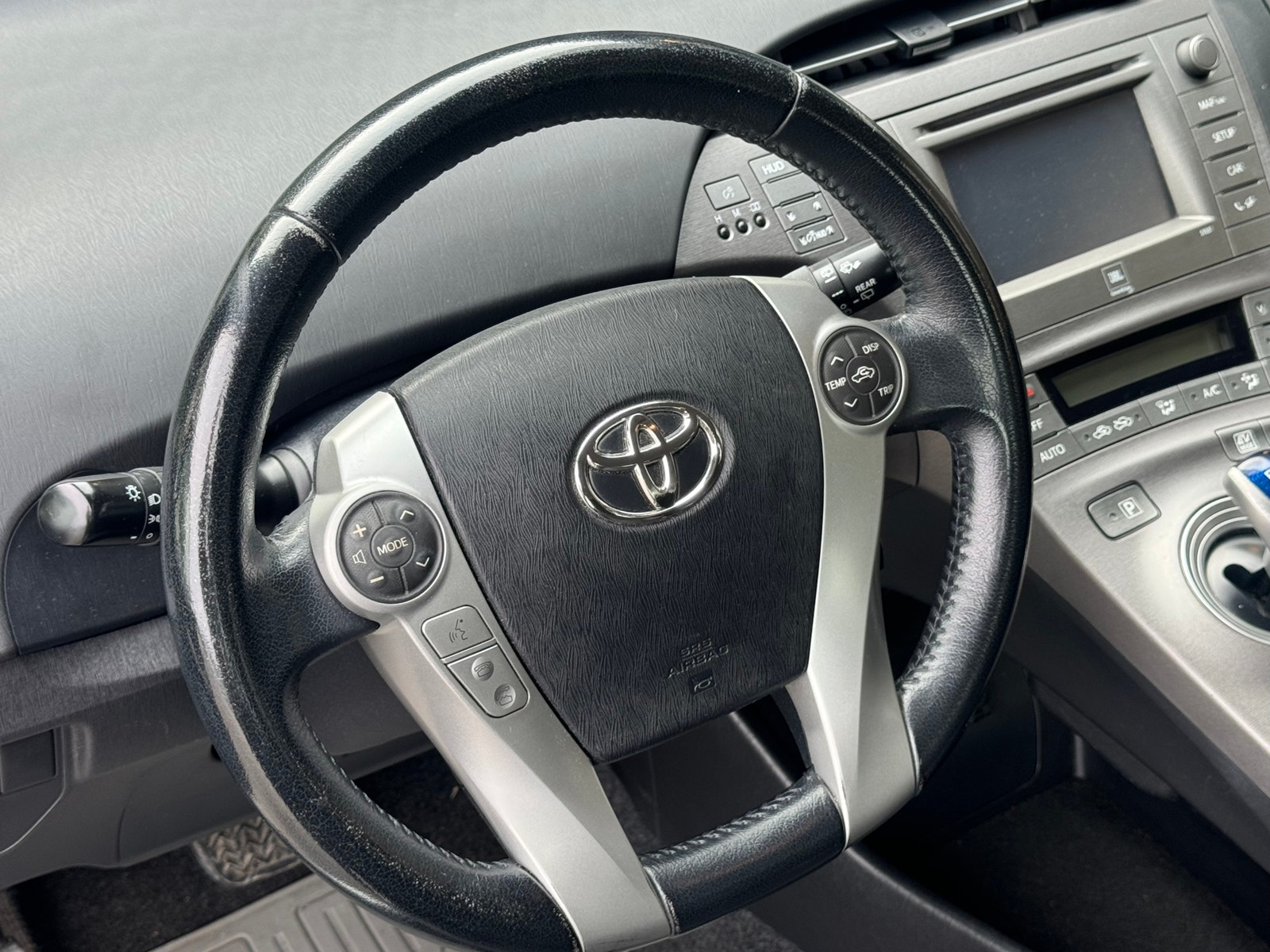 Toyota Prius Hybrid CVT, 136ps, 2012