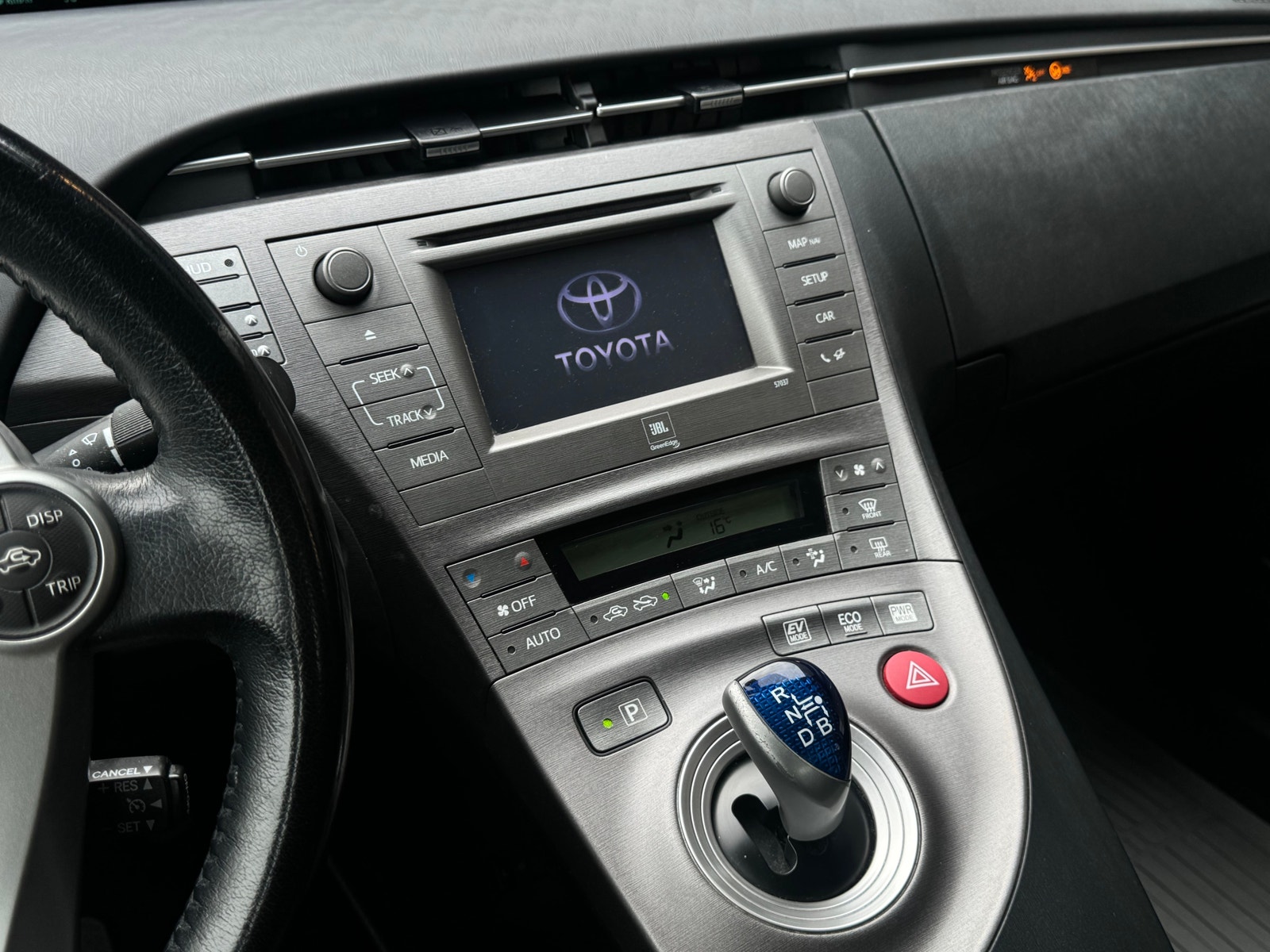 Toyota Prius Hybrid CVT, 136ps, 2012