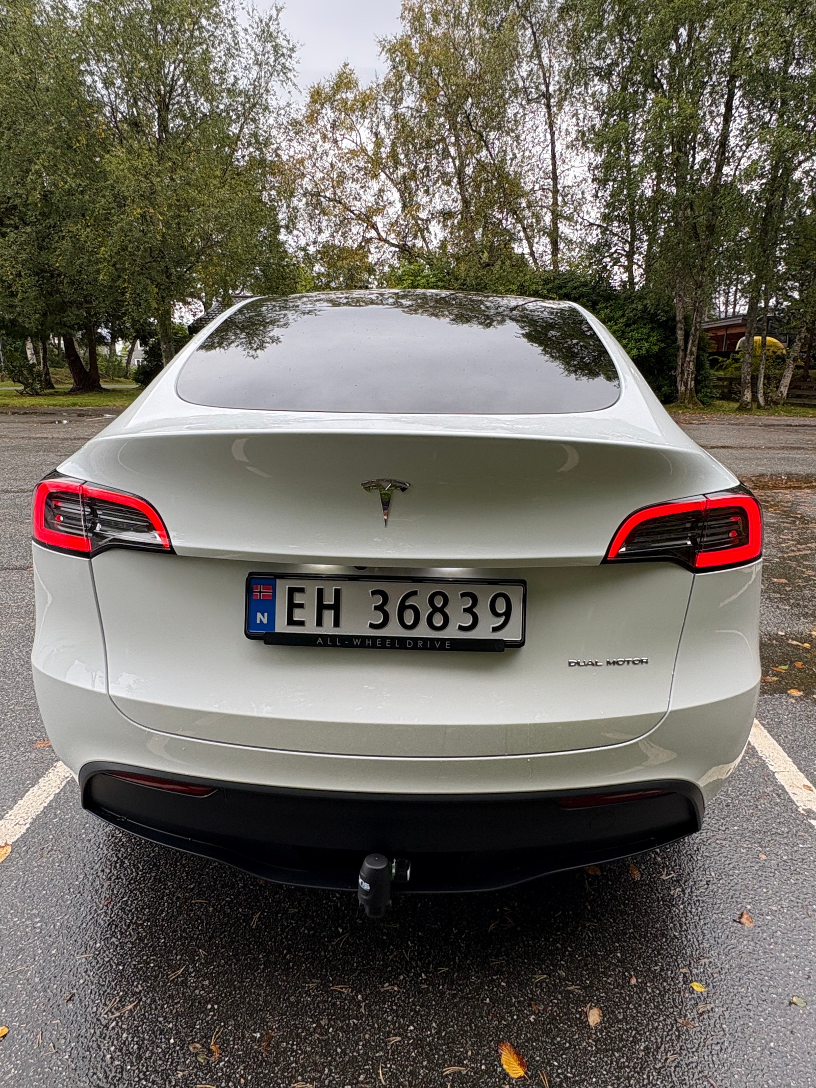 Tesla Model Y Long Range AWD, 514ps, 2024