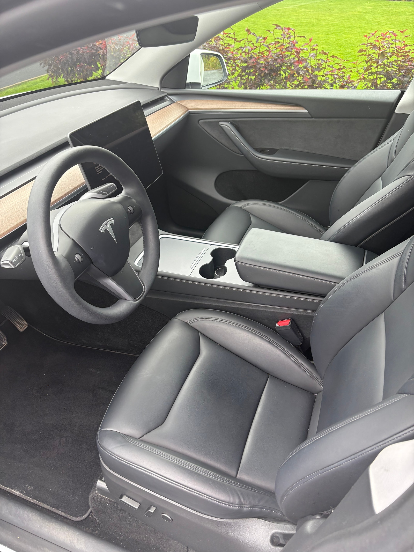 Tesla Model Y Long Range AWD, 514ps, 2024