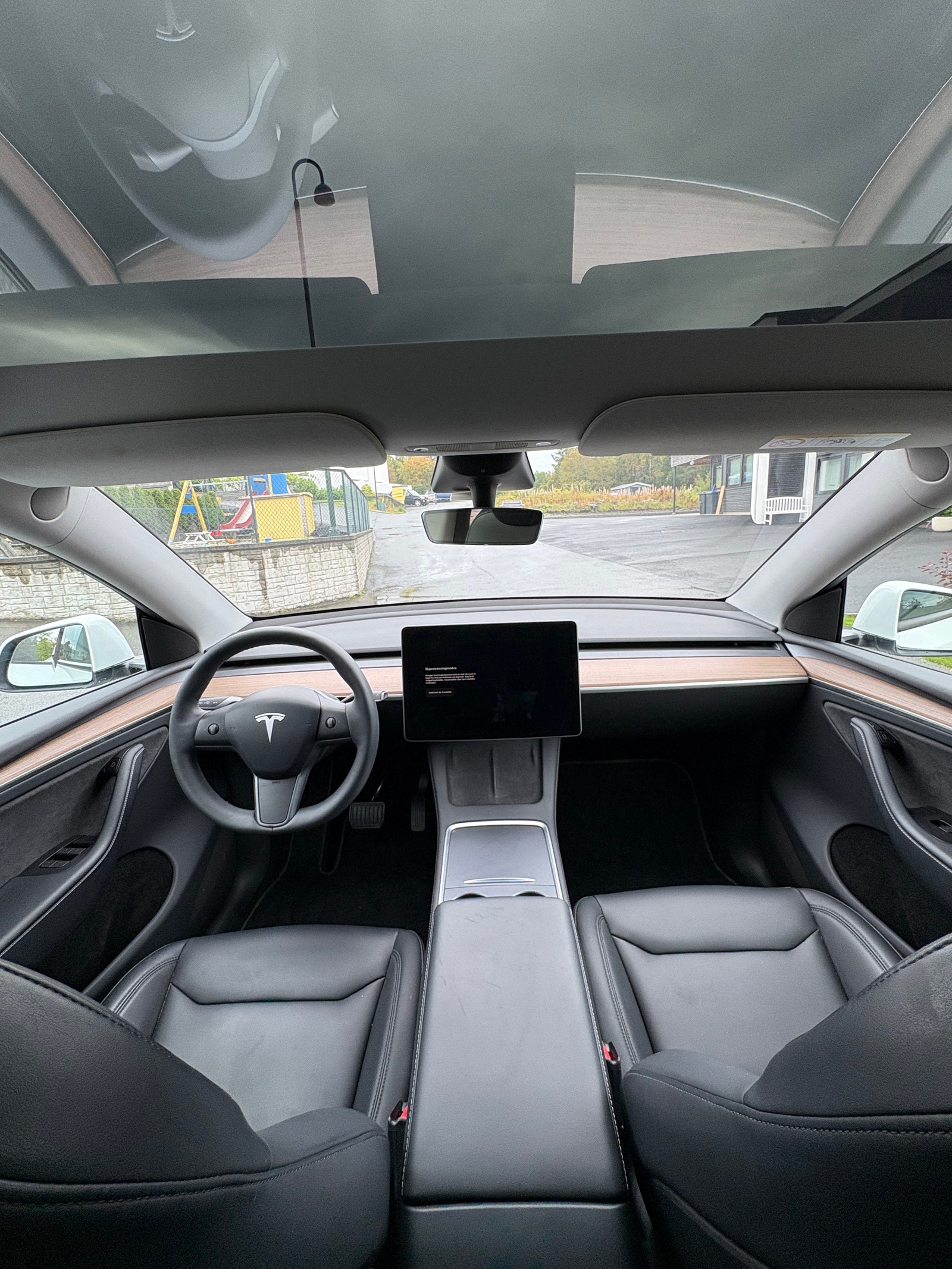 Tesla Model Y Long Range AWD, 514ps, 2024