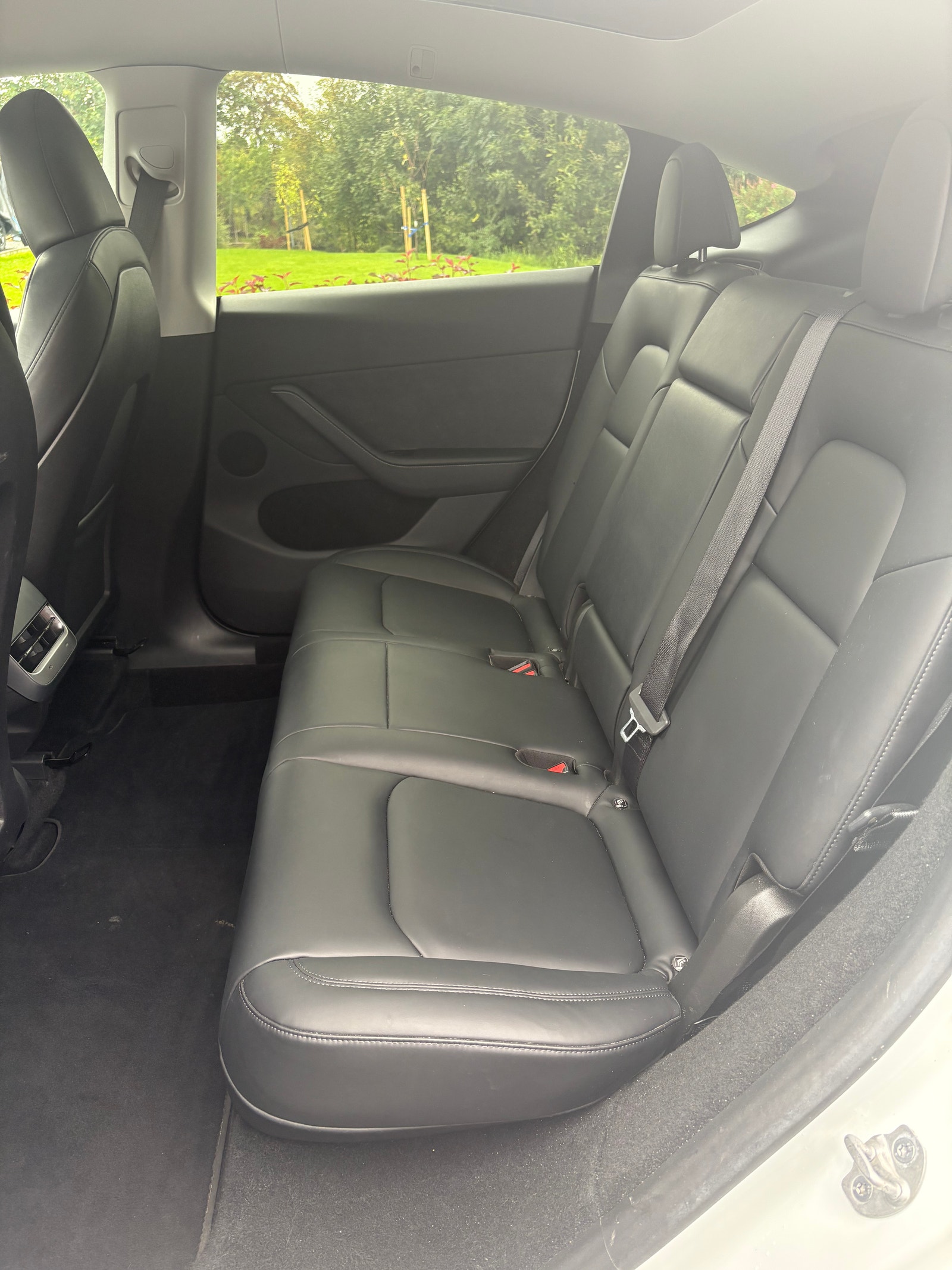 Tesla Model Y Long Range AWD, 514ps, 2024
