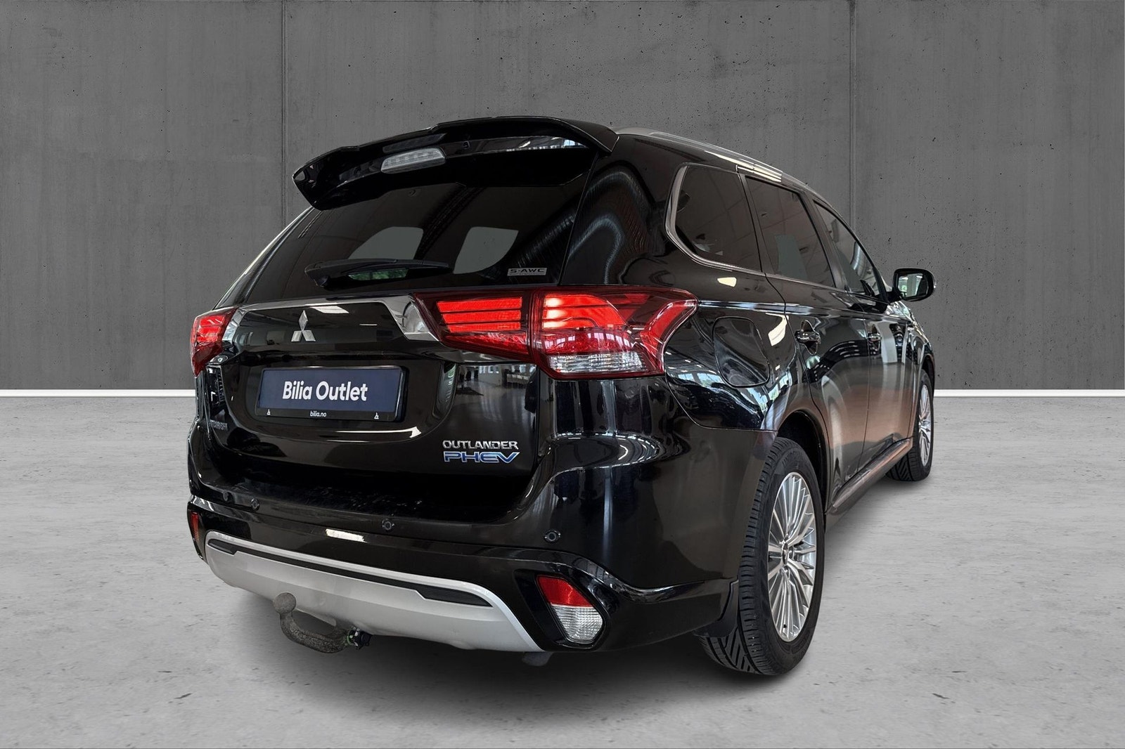 Mitsubishi Outlander PHEV CVT, 224ps, 2019