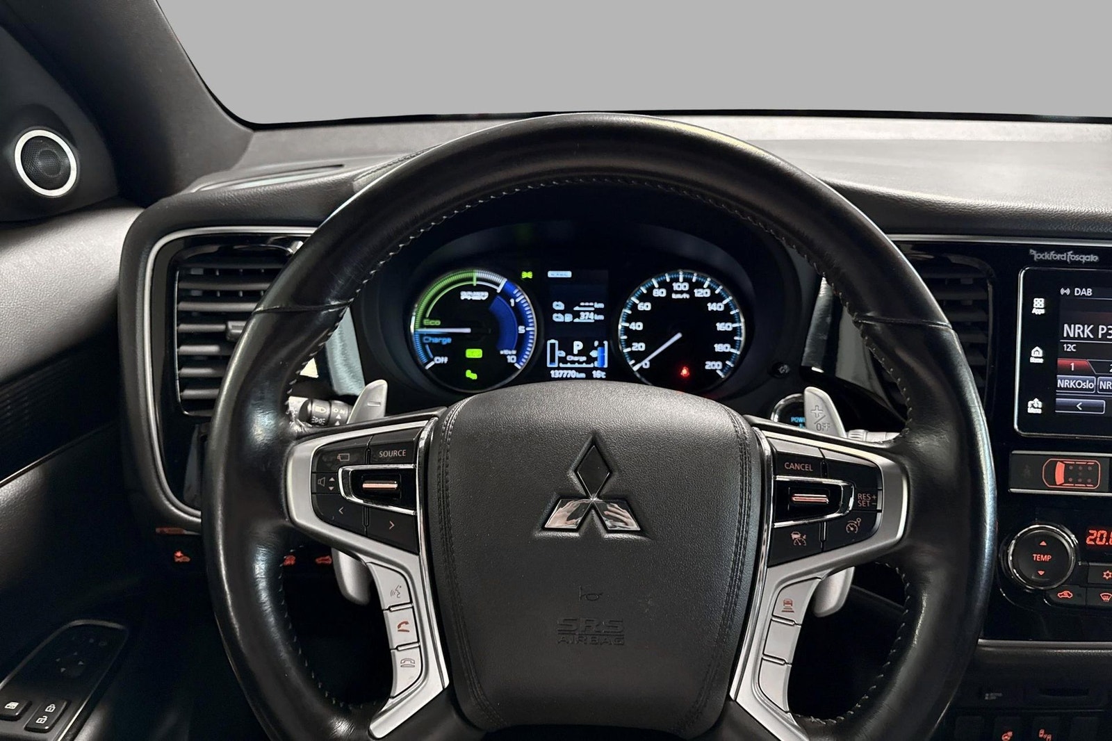Mitsubishi Outlander PHEV CVT, 224ps, 2019