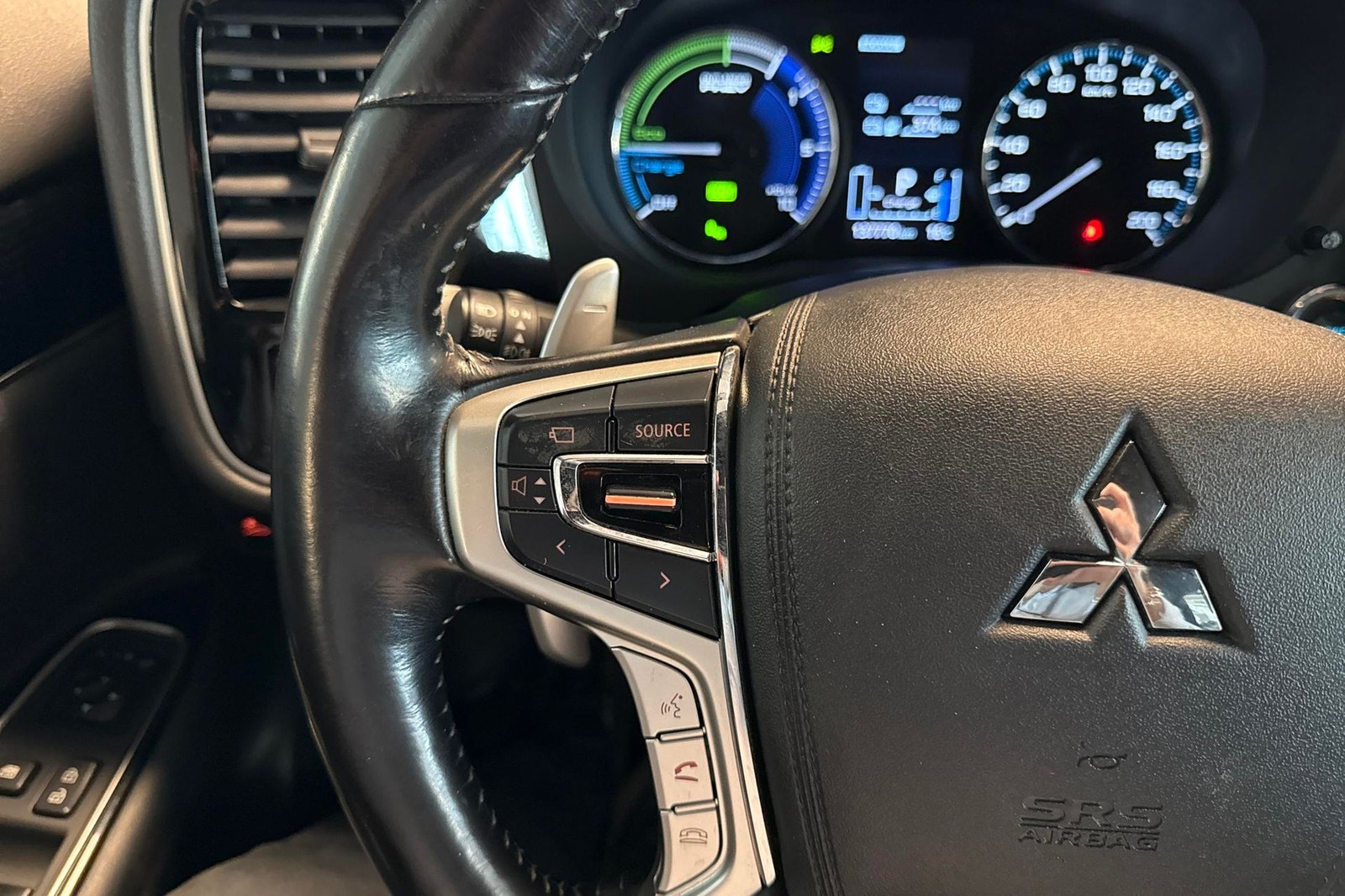 Mitsubishi Outlander PHEV CVT, 224ps, 2019