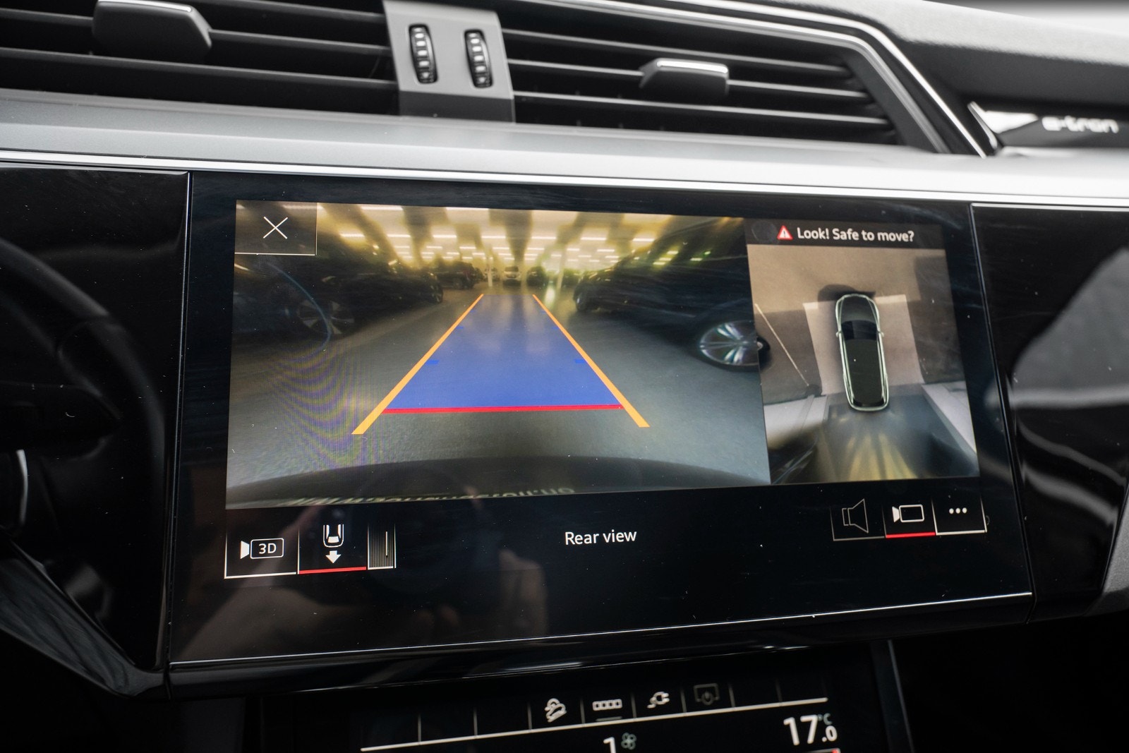 Audi e-tron 50 quattro, 313hp, 2021