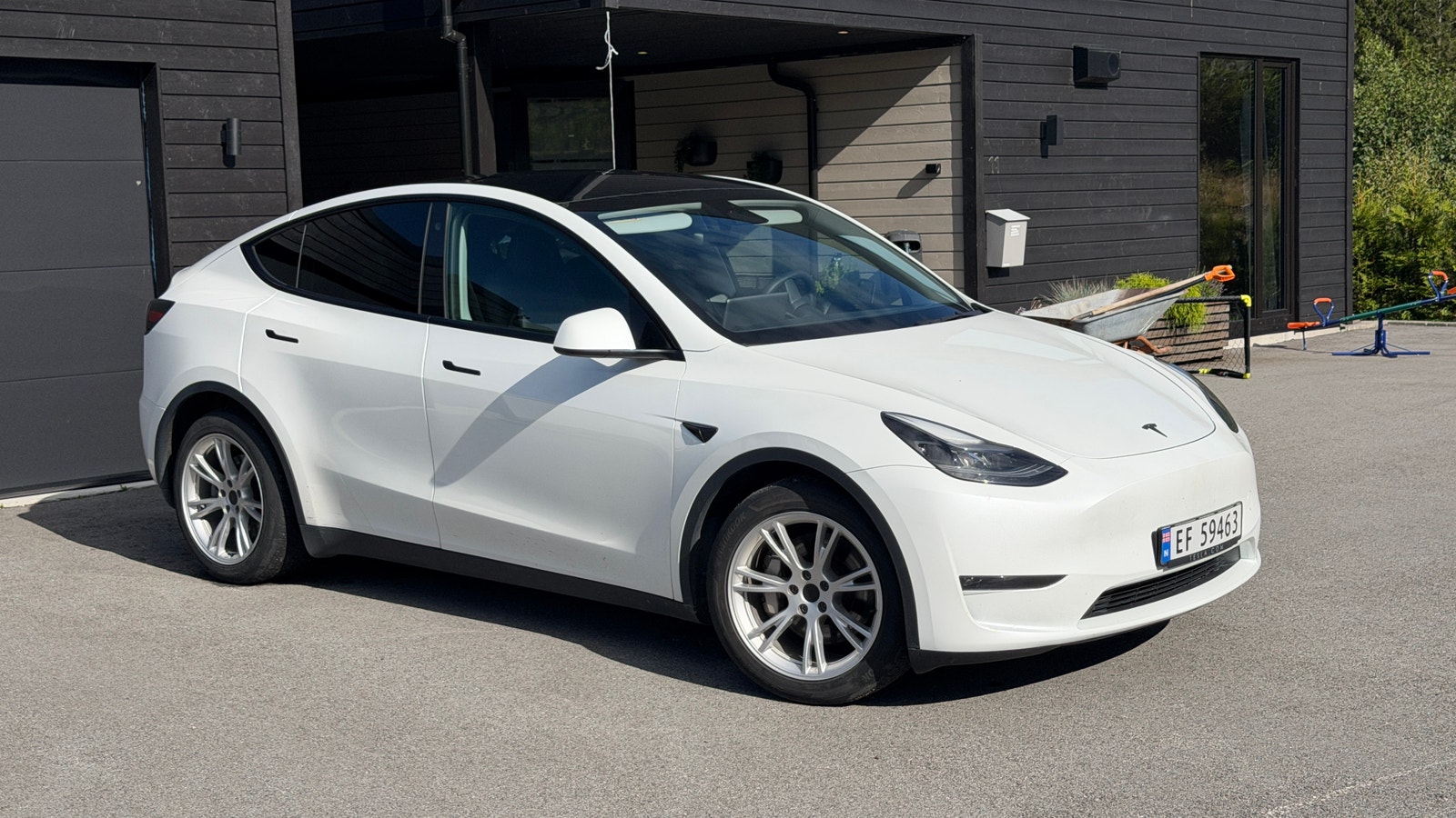 Tesla Model Y Long Range AWD, 514hp, 2023