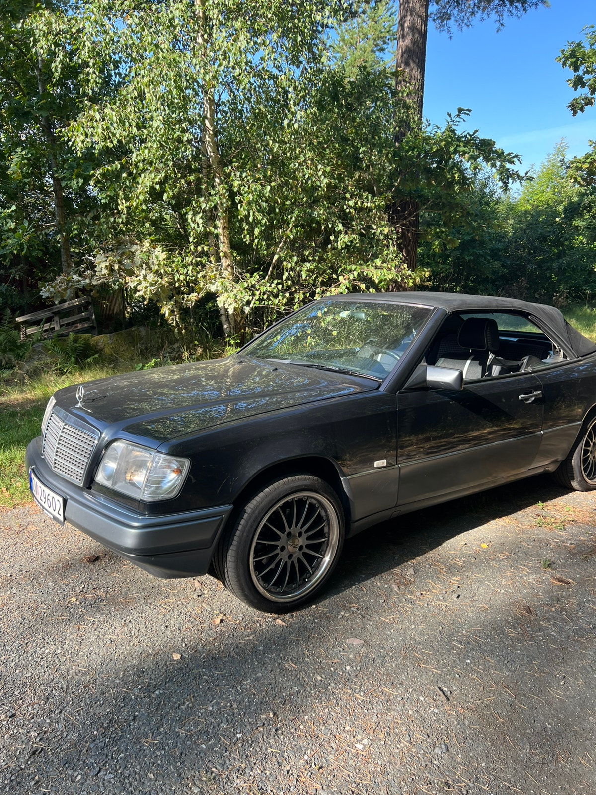 Mercedes-Benz E 200 Cabriolet Automatic, 136hp, 1995