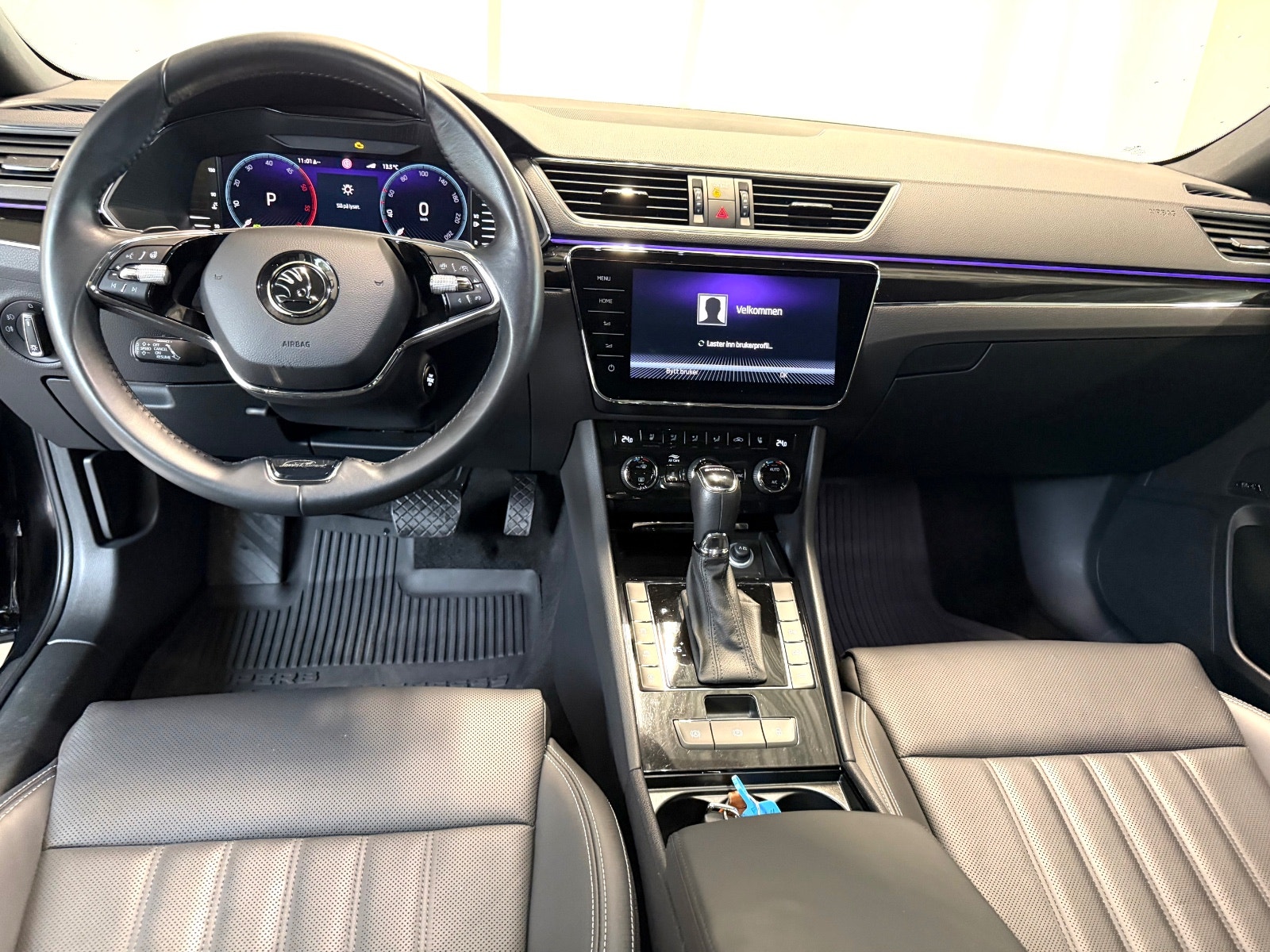 Škoda Superb Stasjonsvogn 2.0 TDI 4x4 DSG sekvensiell, 7-trinn, 200hk, 2023