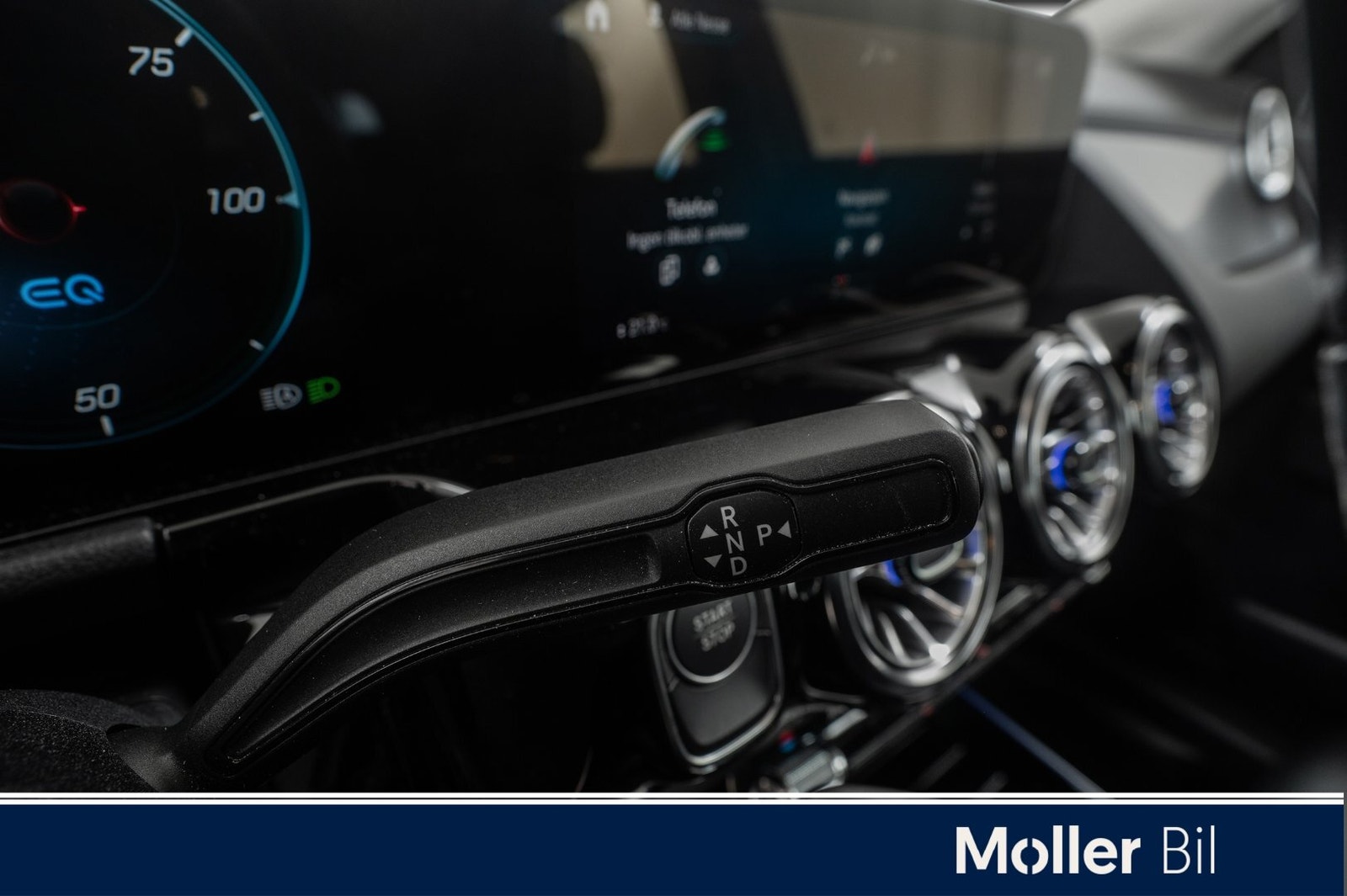 Mercedes-Benz EQA 300 4MATIC, 228hp, 2023