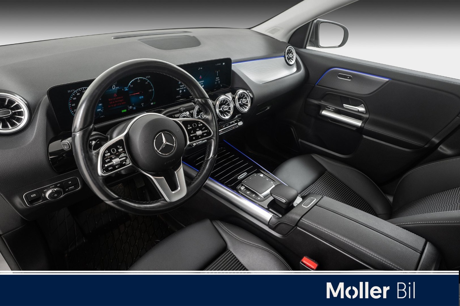 Mercedes-Benz EQA 300 4MATIC, 228hp, 2023
