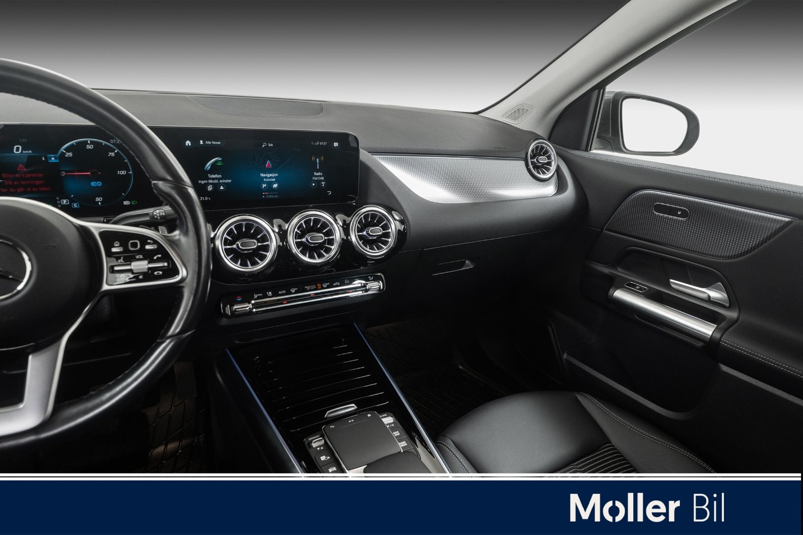 Mercedes-Benz EQA 300 4MATIC, 228hp, 2023