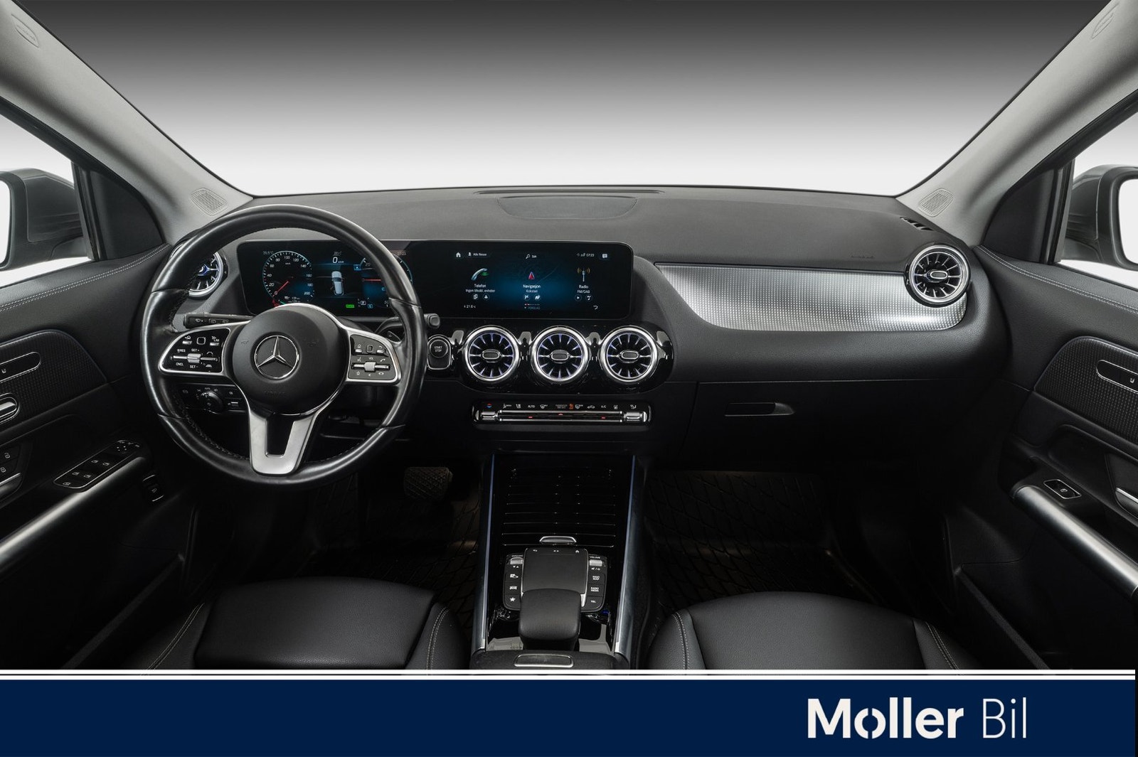 Mercedes-Benz EQA 300 4MATIC, 228hp, 2023