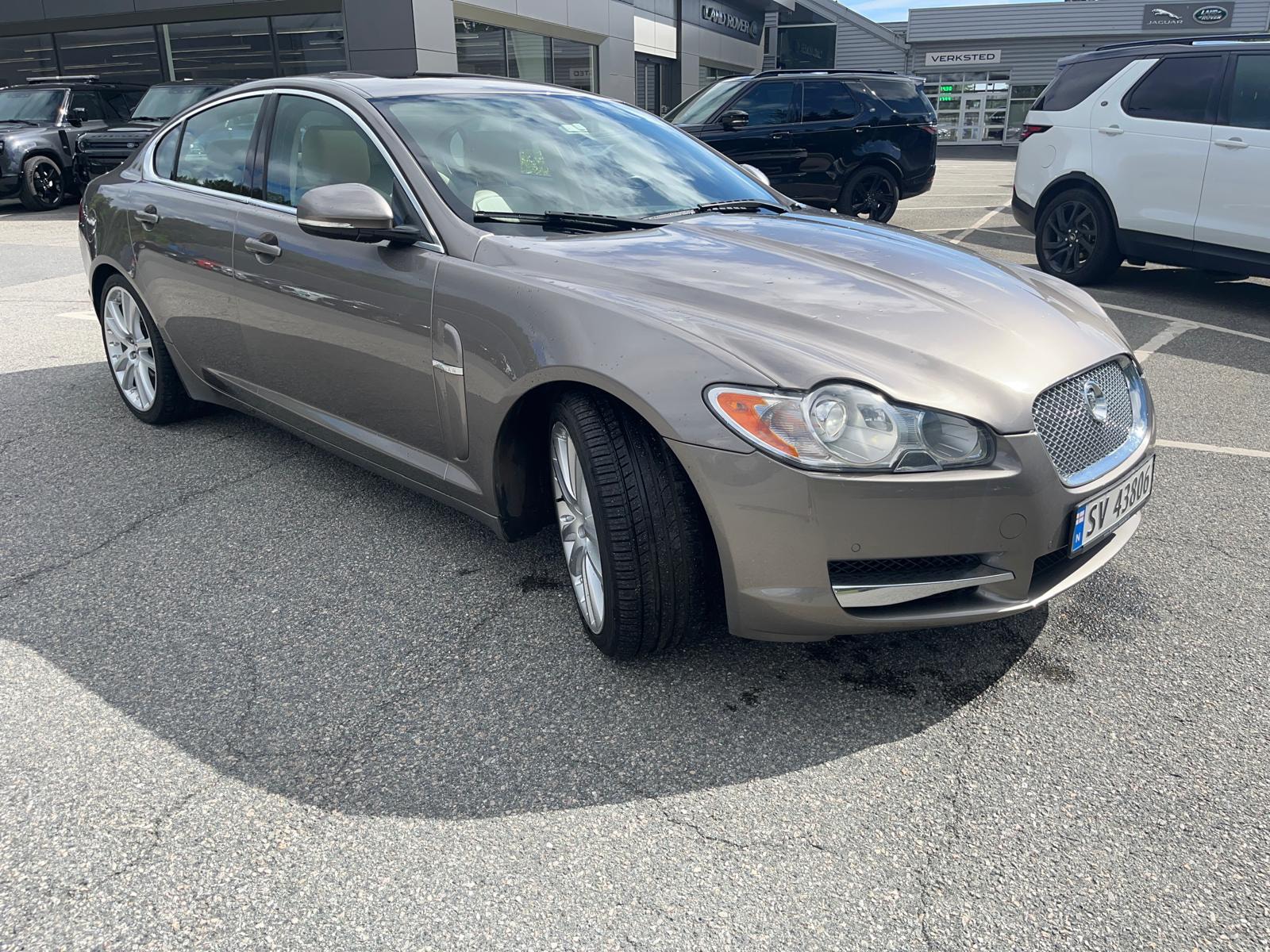 Jaguar XF 3.0 V6 Automatic, 6-trins, 211ps, 2011