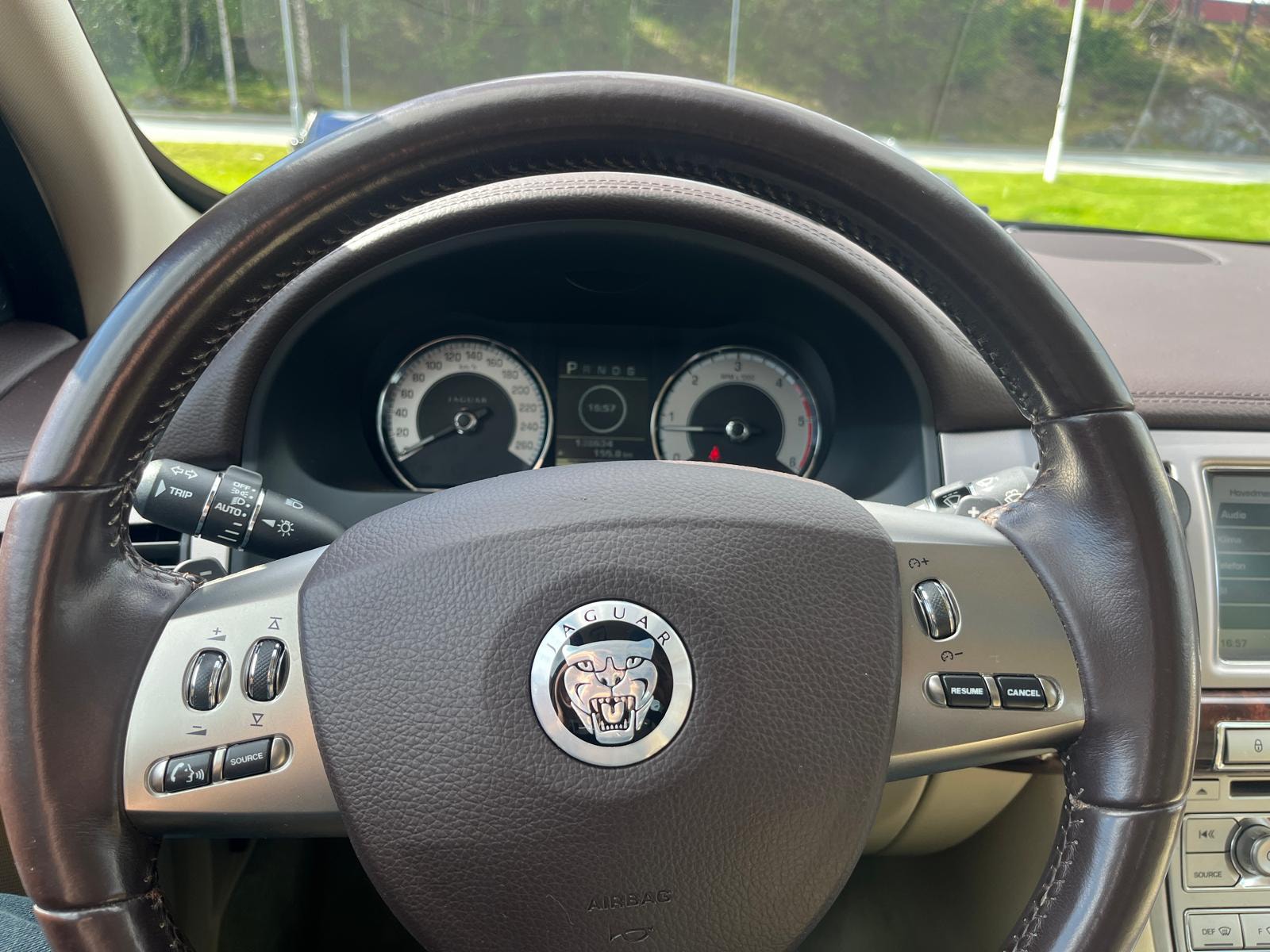 Jaguar XF 3.0 V6 Automatic, 6-trins, 211ps, 2011